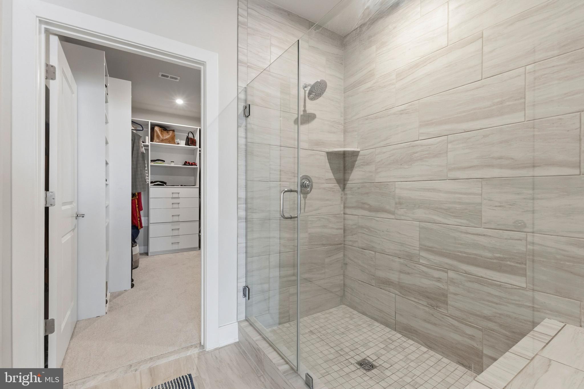 NATIONAL HARBOR - Residential