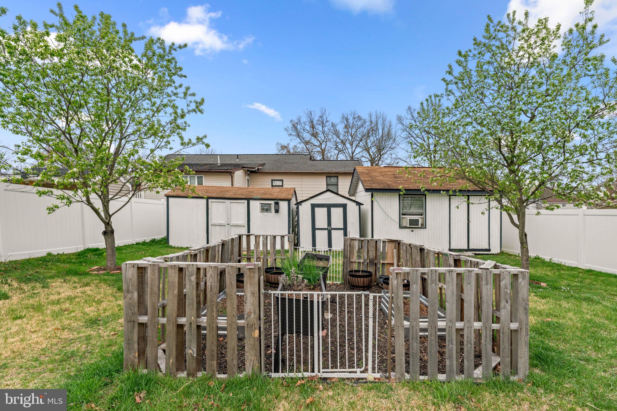 EAST GLEN BURNIE - Residential