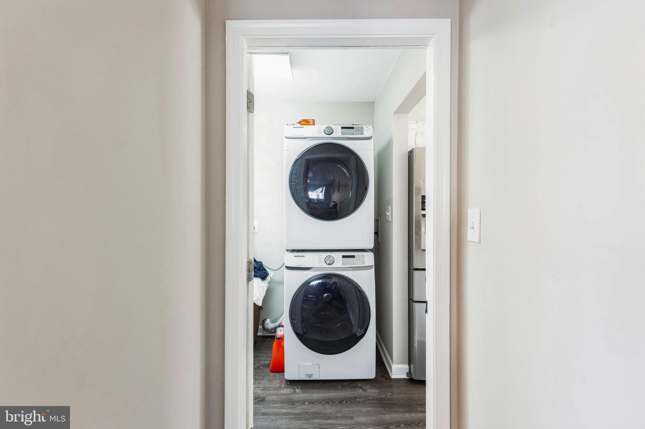 AVALON SHORES - Residential