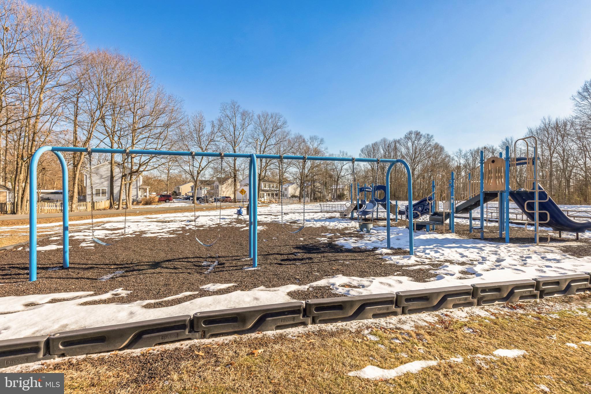 AVALON SHORES - Residential