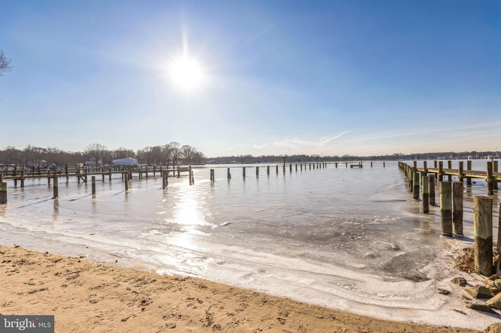 AVALON SHORES - Residential