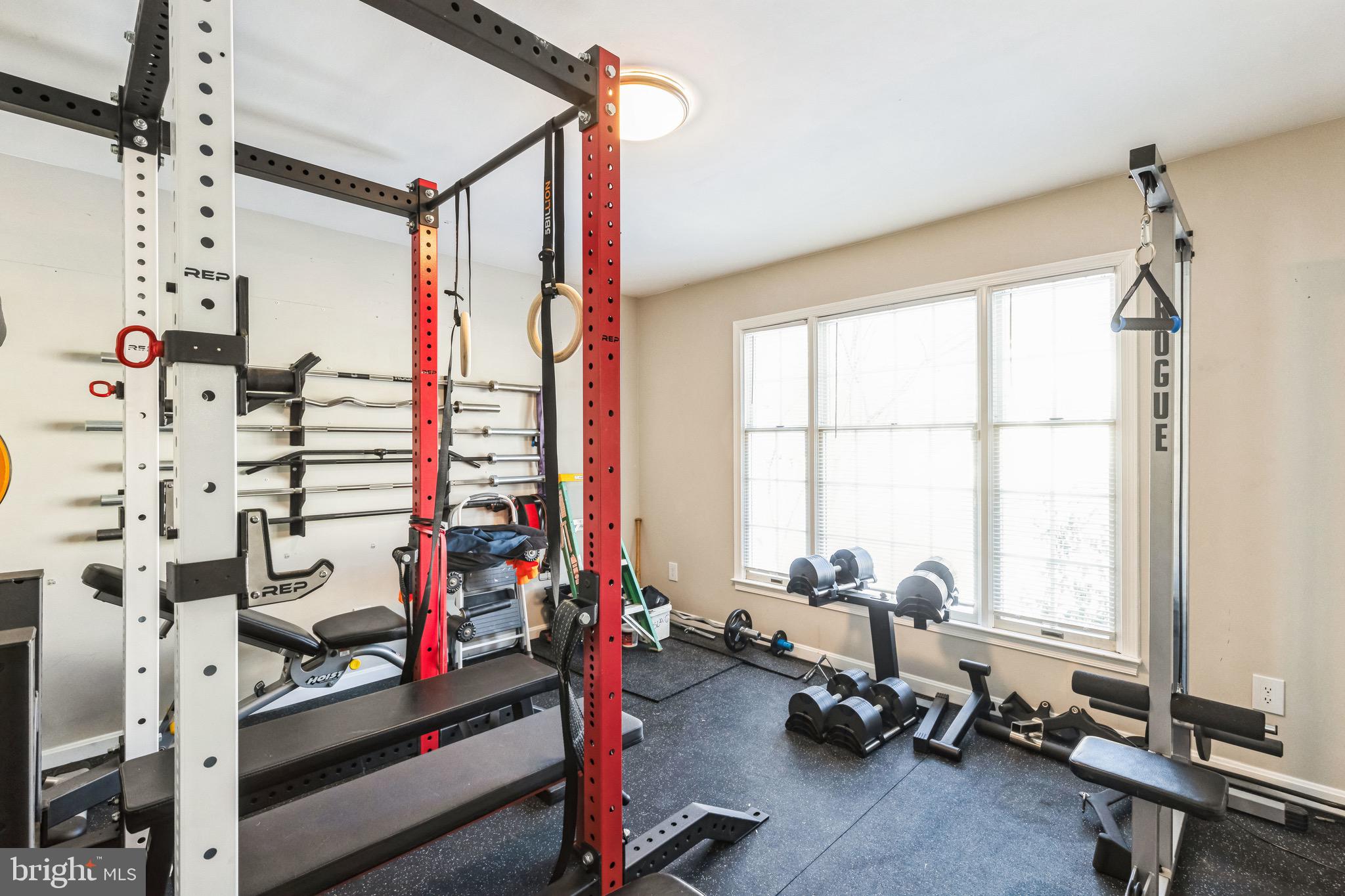 AVALON SHORES - Residential