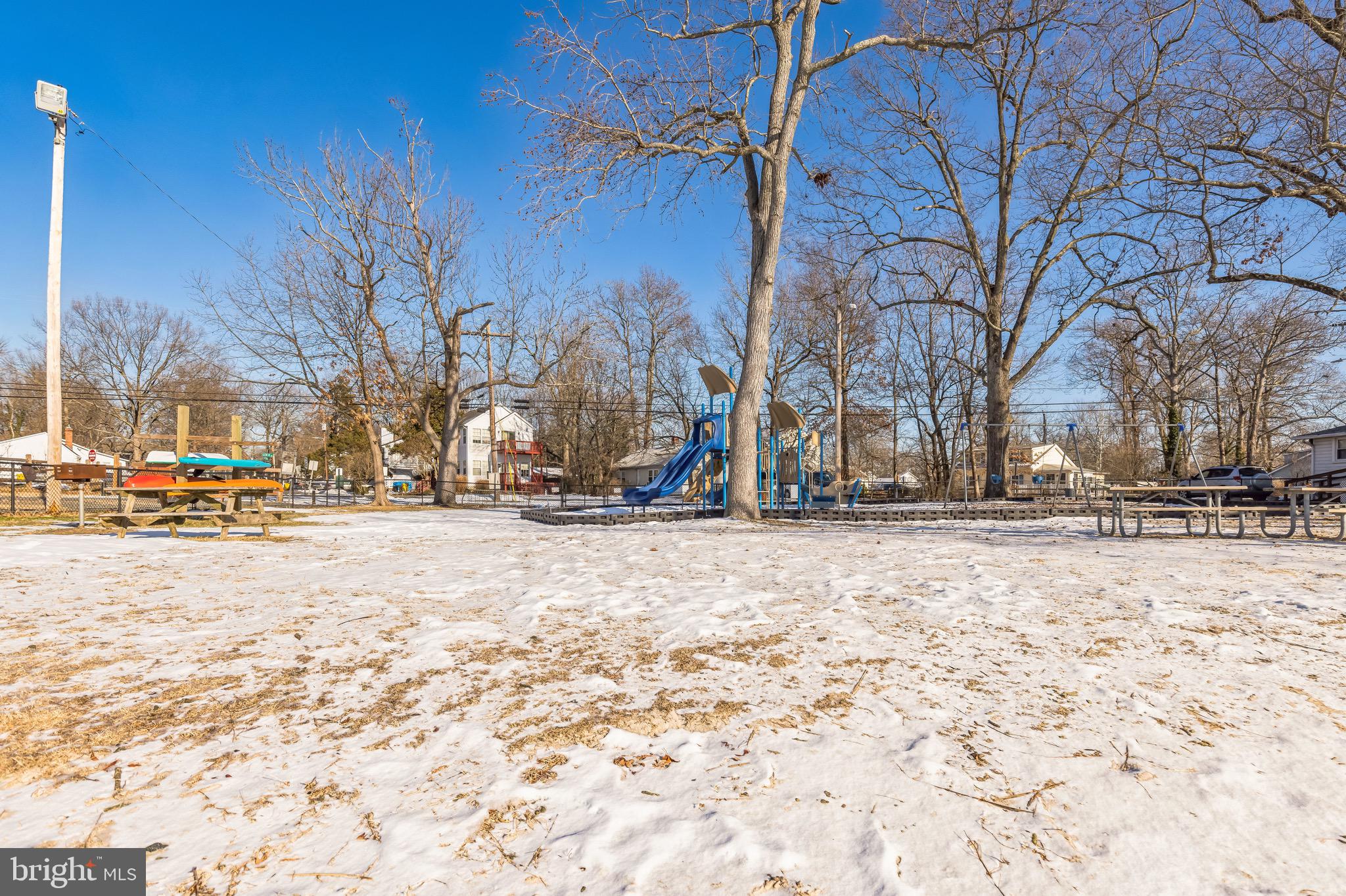 AVALON SHORES - Residential