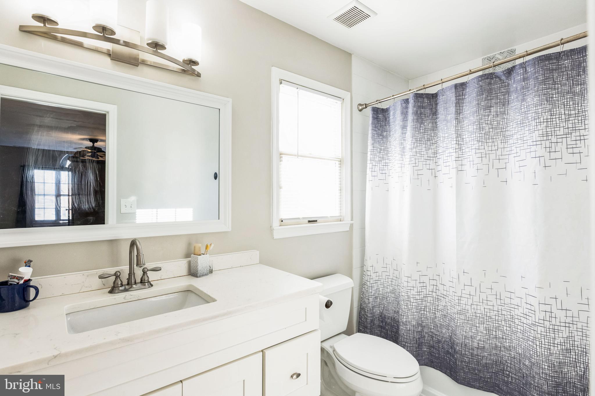 AVALON SHORES - Residential