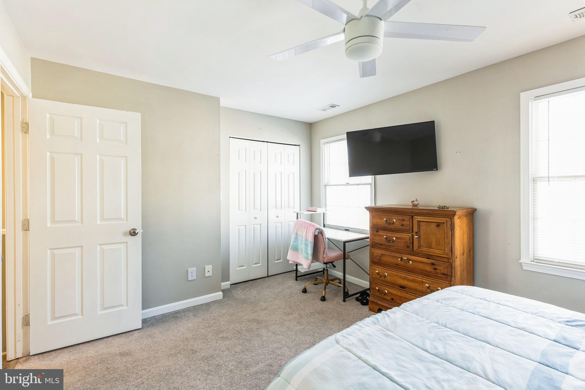 AVALON SHORES - Residential