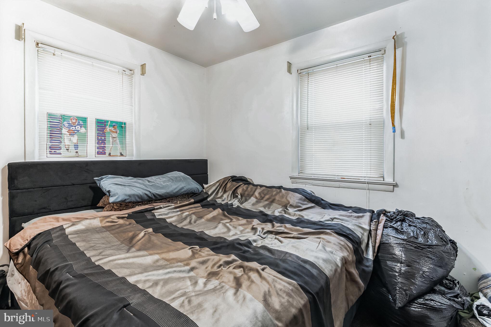 LANHAM WOODS - Residential