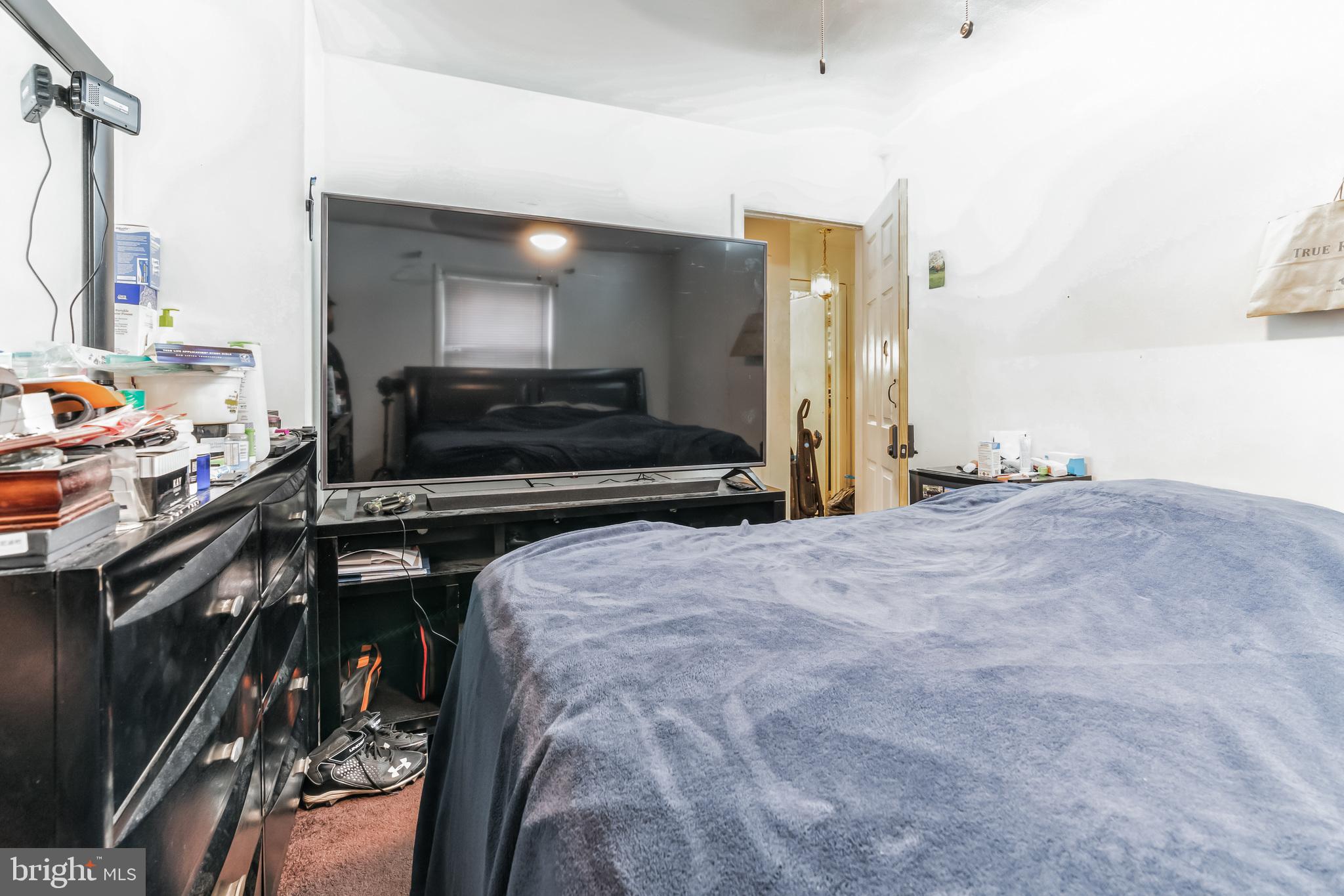 LANHAM WOODS - Residential