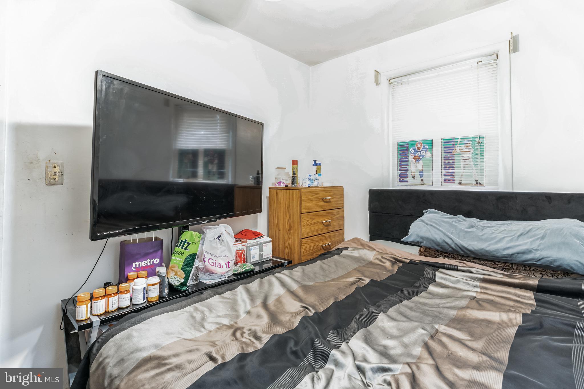 LANHAM WOODS - Residential