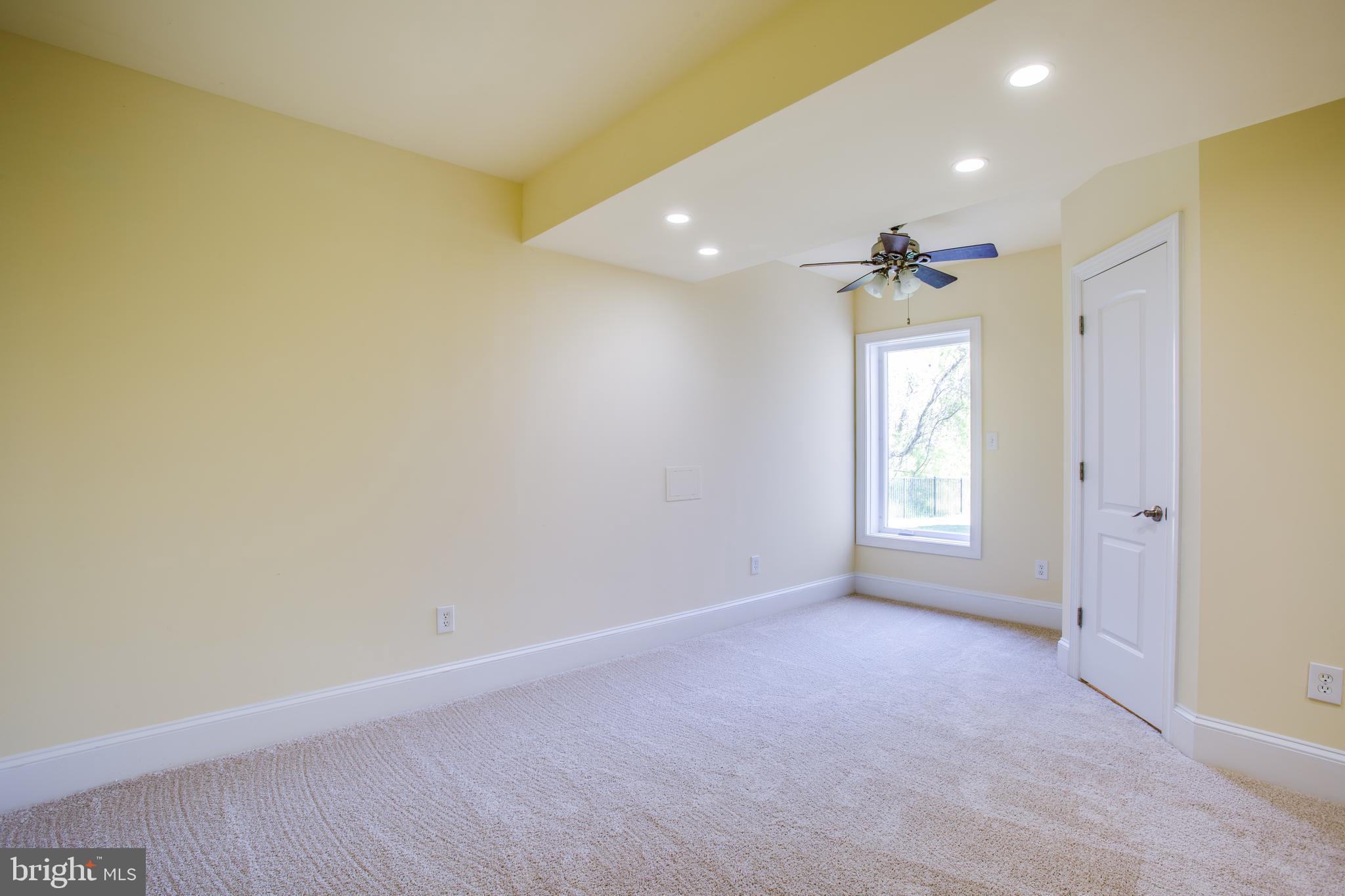 POTOMAC CREEK ESTATES - Residential