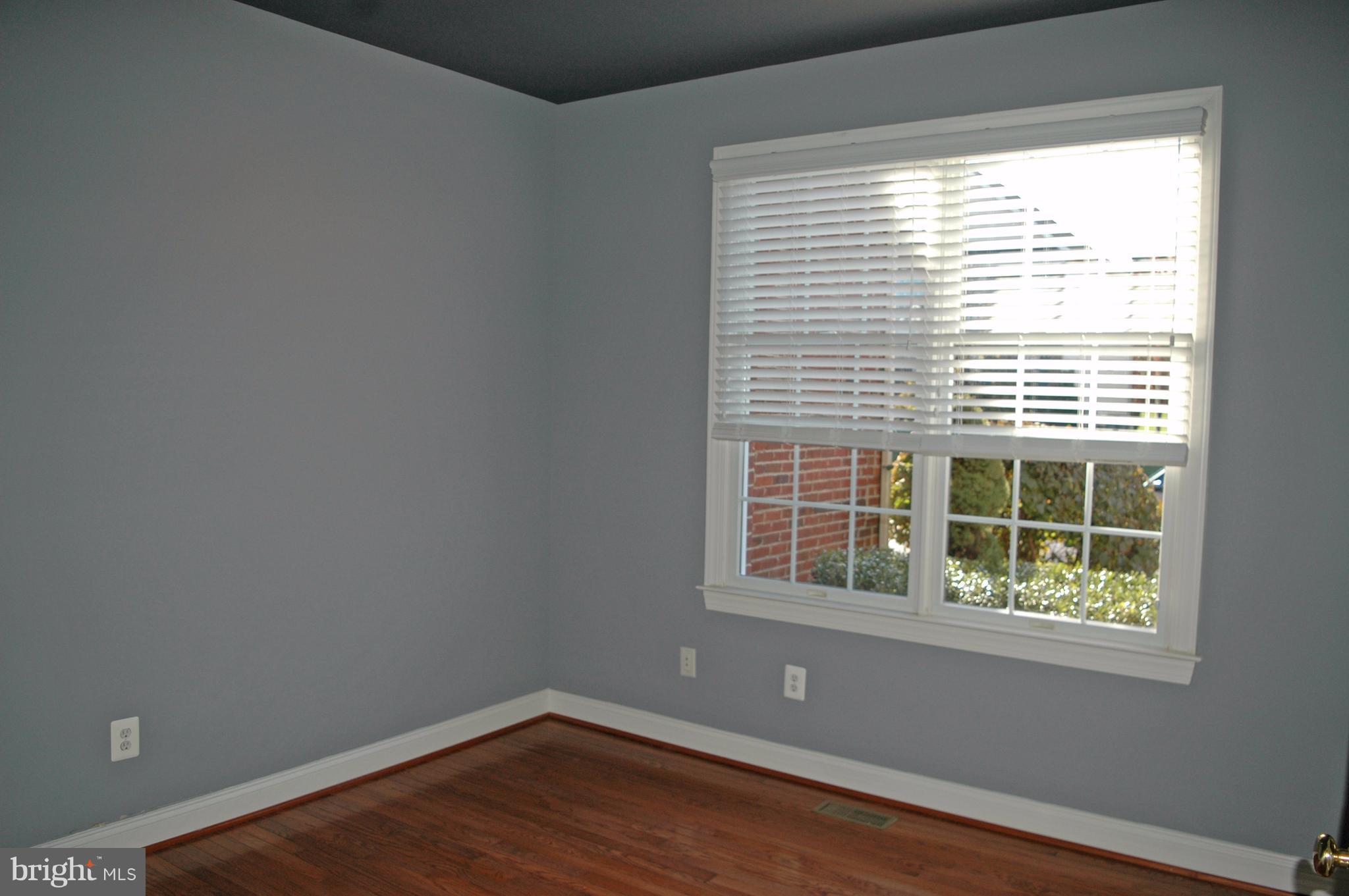 BELMONT COUNTRY CLUB - Residential Lease