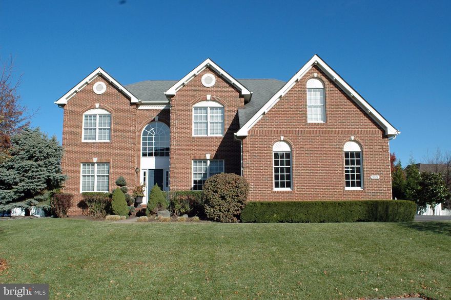 Relocating and looking to rent short-term 6-8 mos?  Stunning 4,000 sq.ft. 4-BR home in Belmont Country Club, 2-story foyer & great room, library, fully-finished lower-level, fenced backyard with deck; rent includes HOA dues & social membership; HOA includes lawn care and basic cable/internet. Priced below market for quick rental. New gas cooktop.