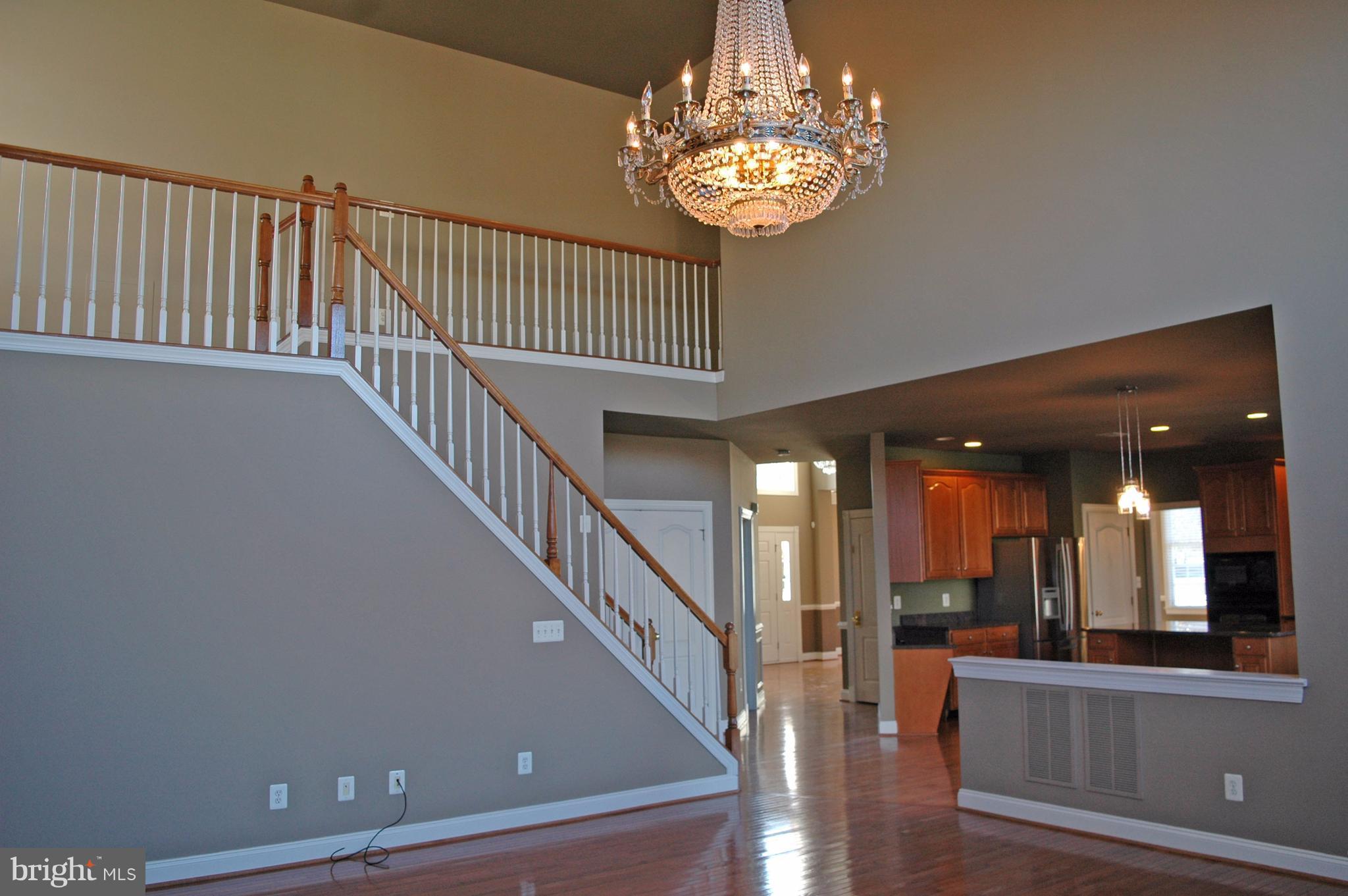 BELMONT COUNTRY CLUB - Residential Lease