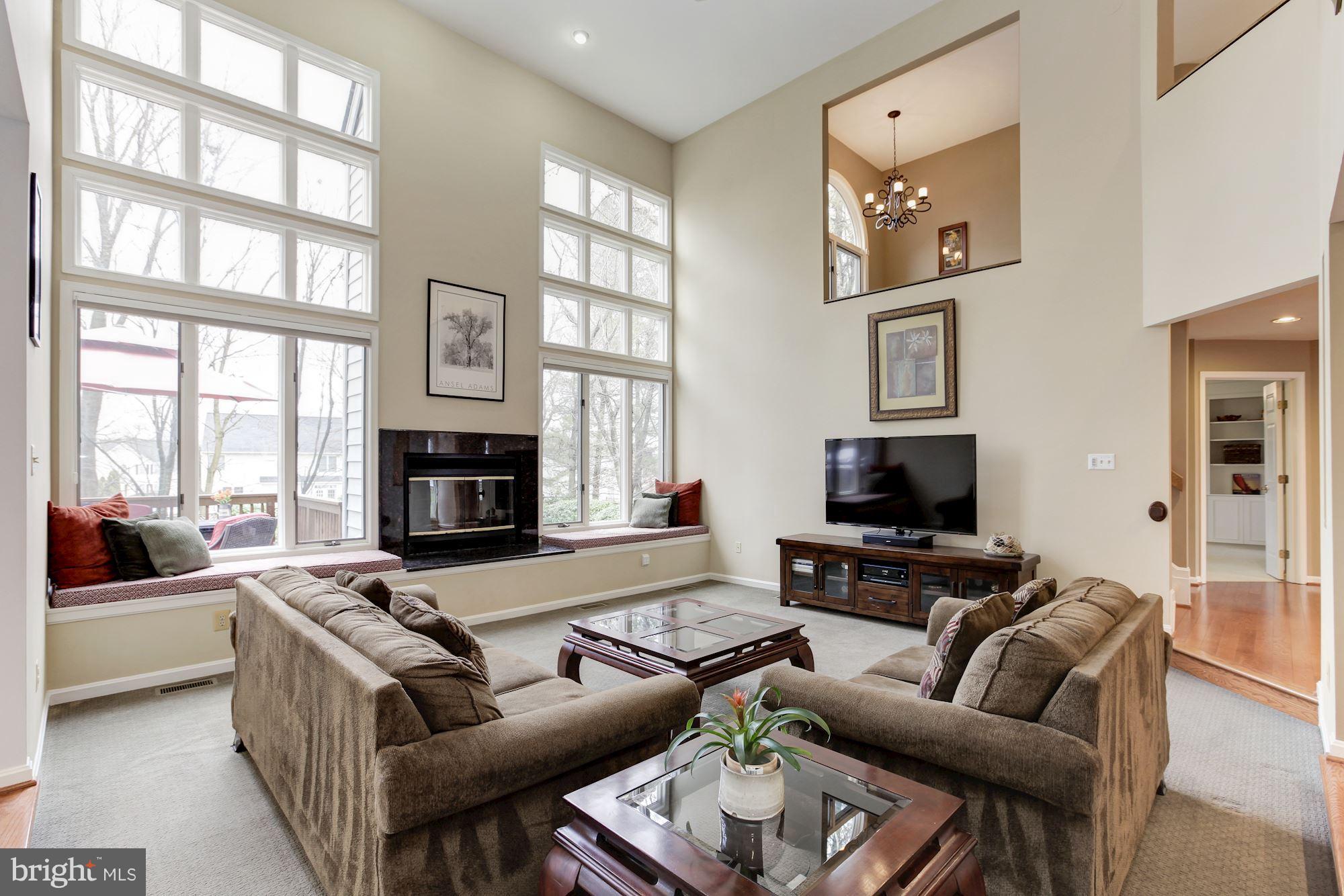 HOBBITS GLEN - Residential