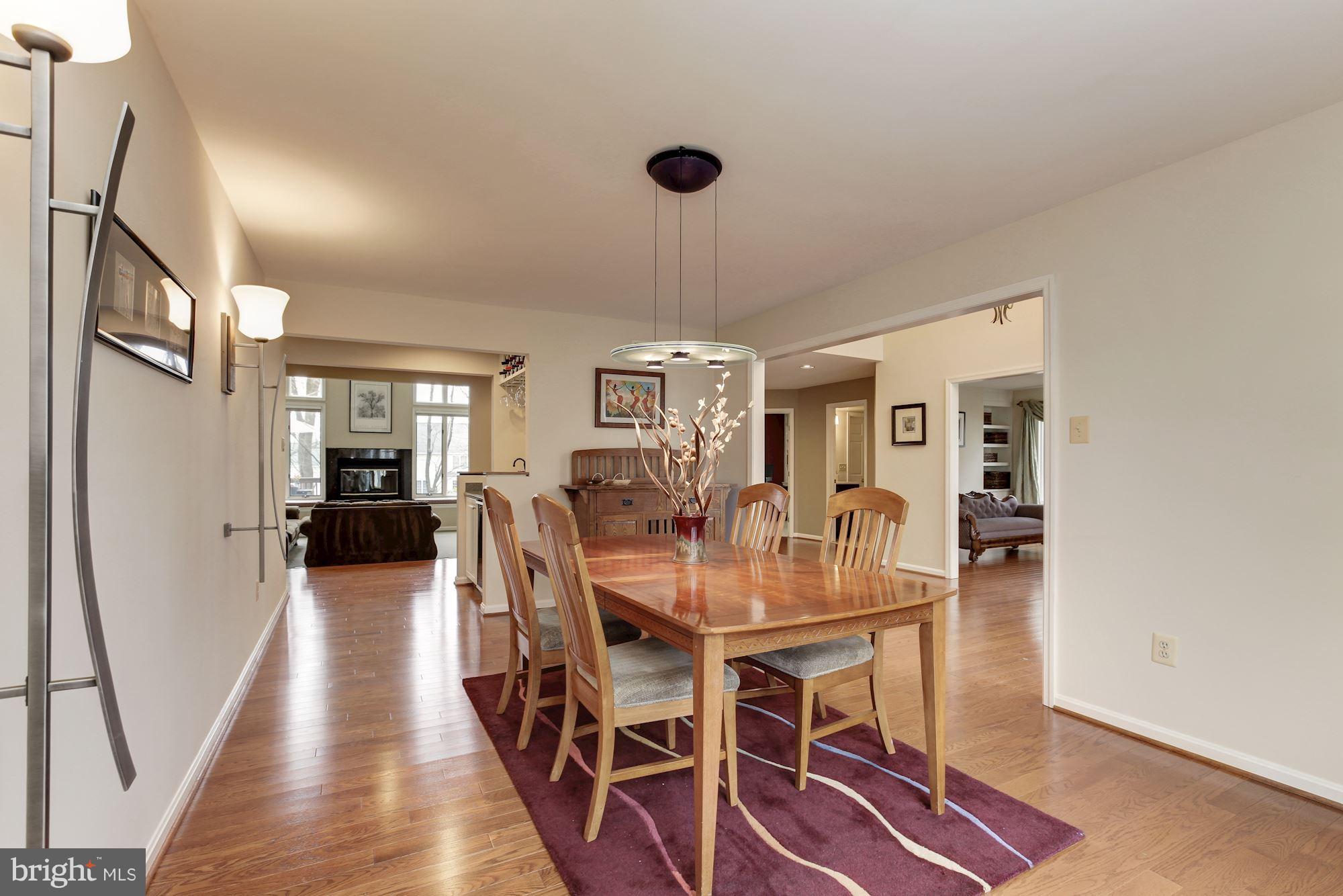 HOBBITS GLEN - Residential