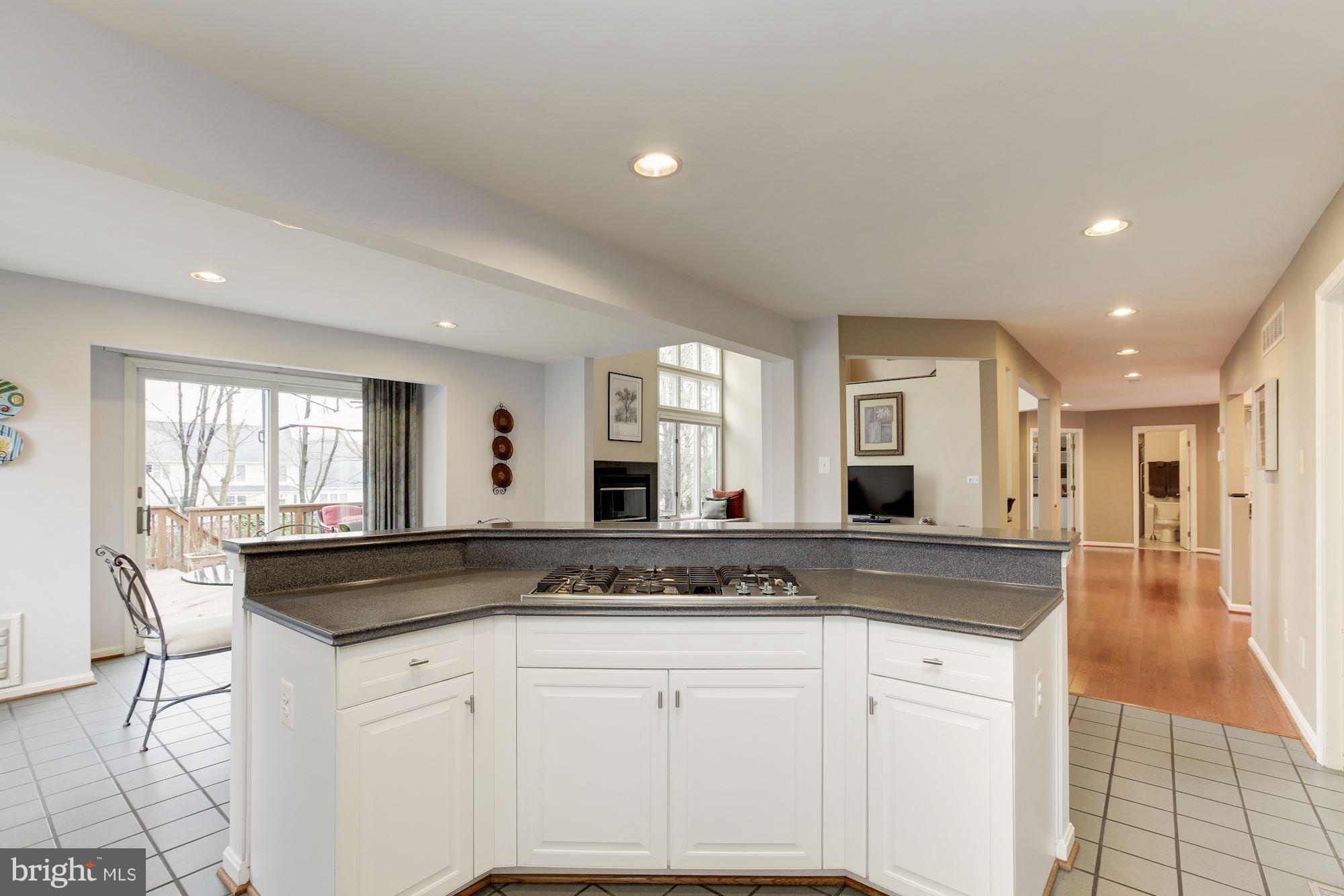 HOBBITS GLEN - Residential