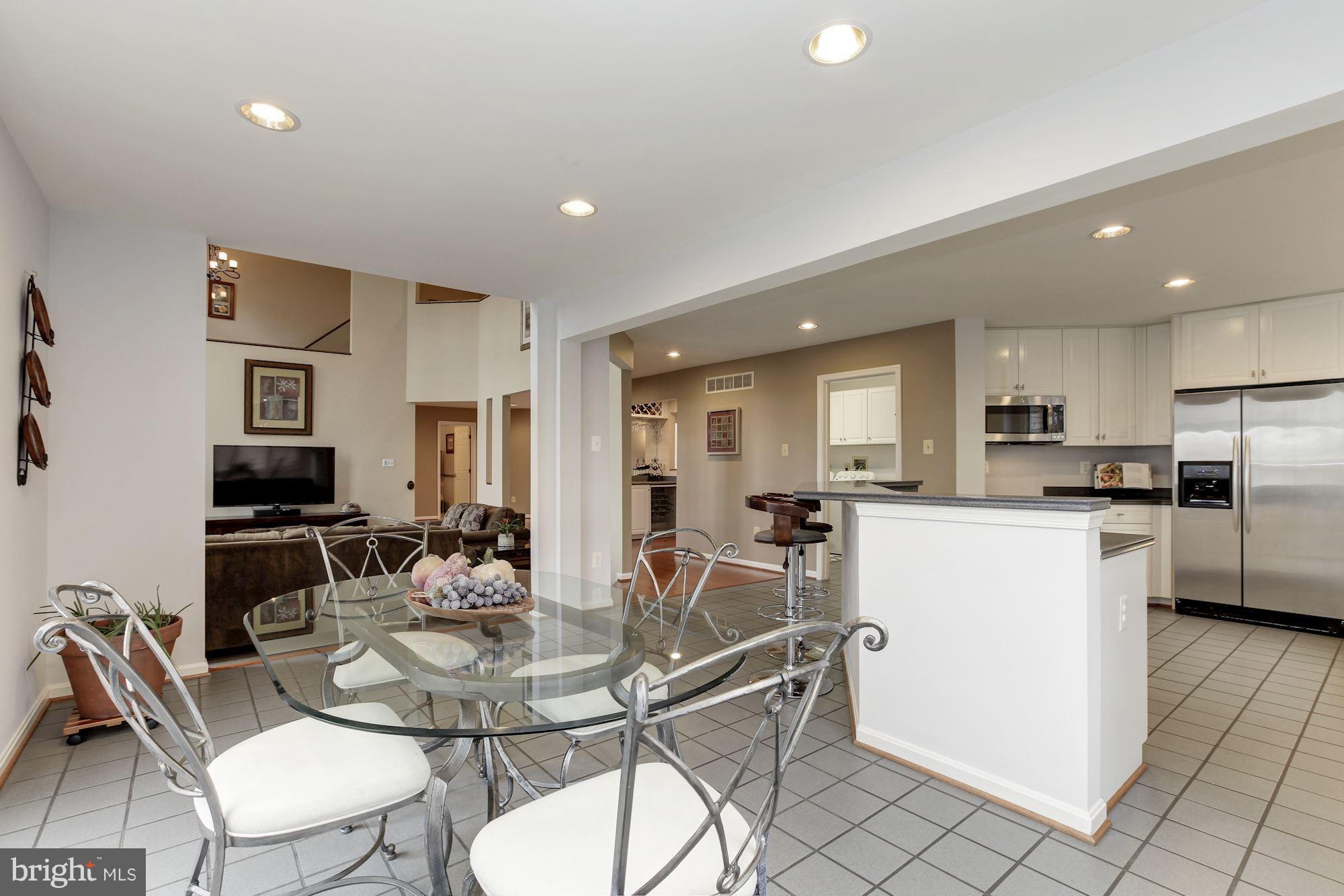 HOBBITS GLEN - Residential