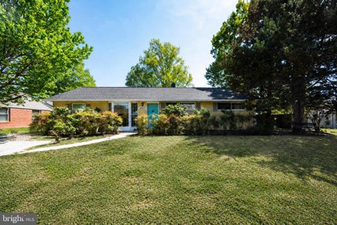 Photo of 4807 Flower Lane, ALEXANDRIA, VA 22310 (MLS # VAFX2341702)