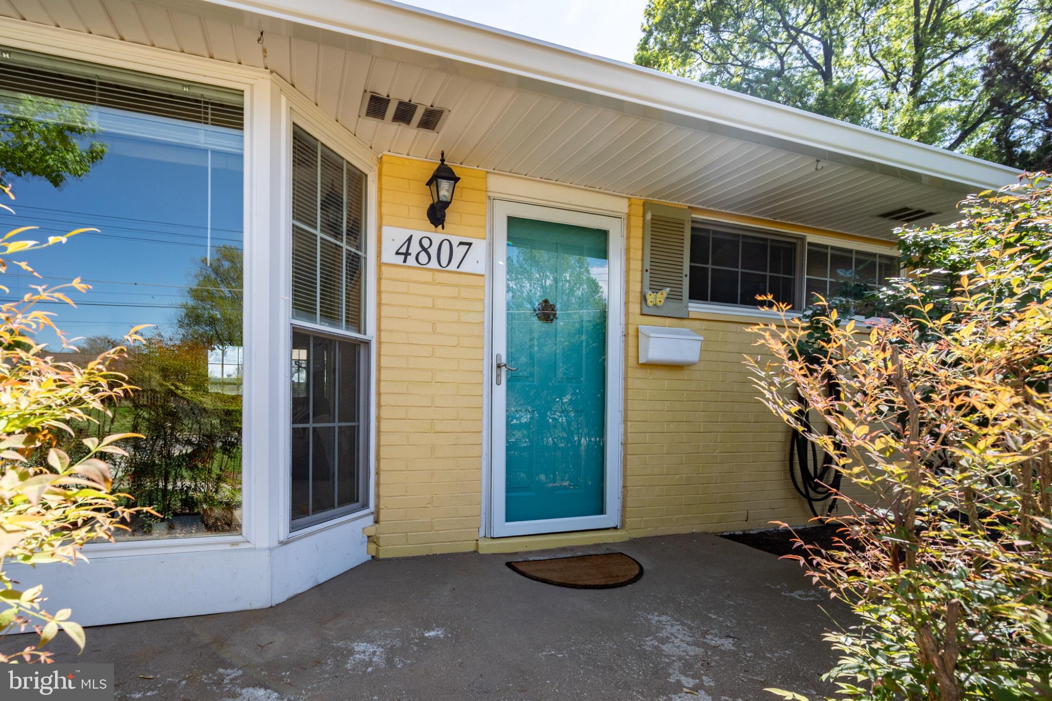 4807 FLOWER LANE