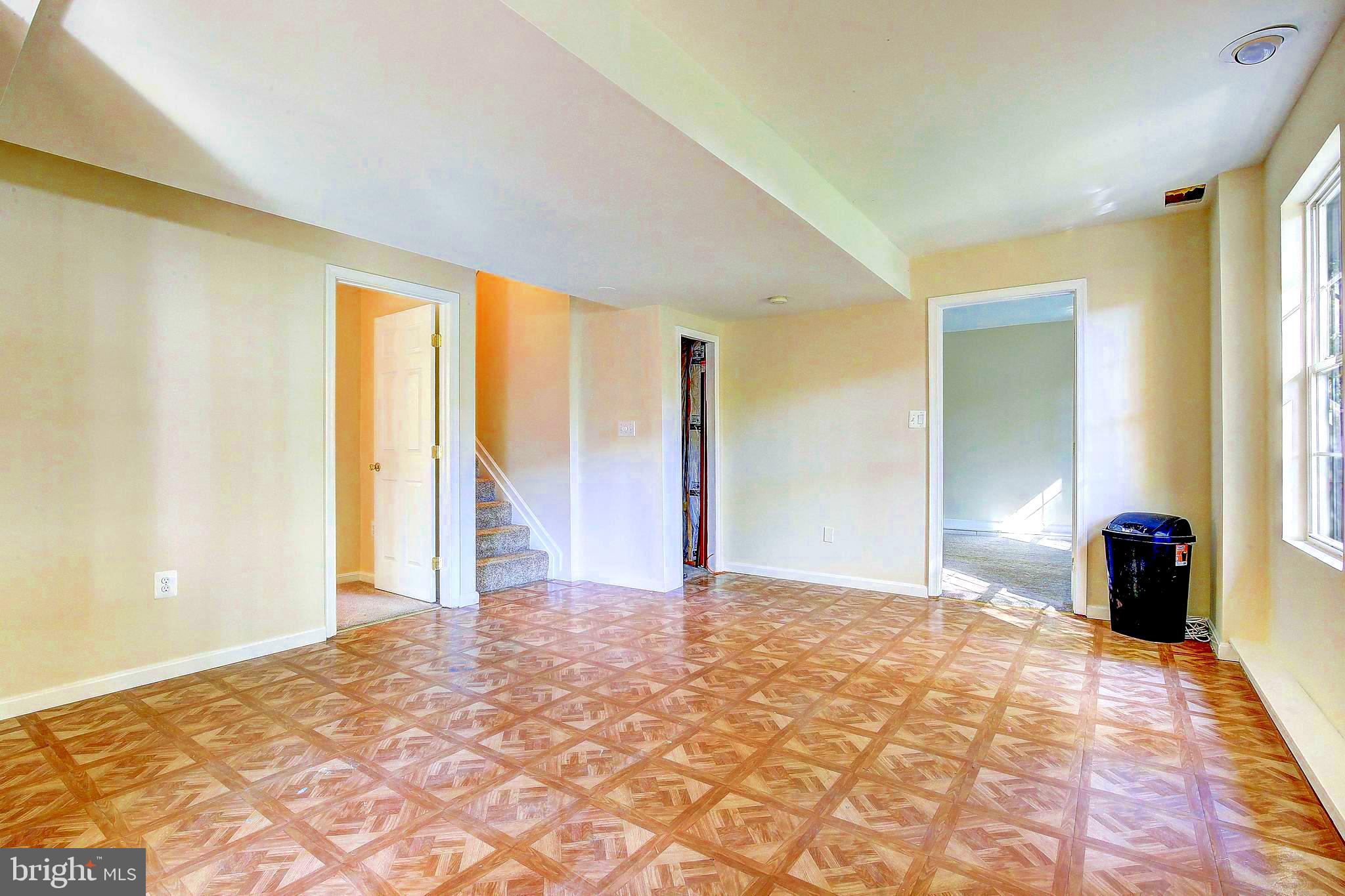 BACK BAY BEACH - Residential