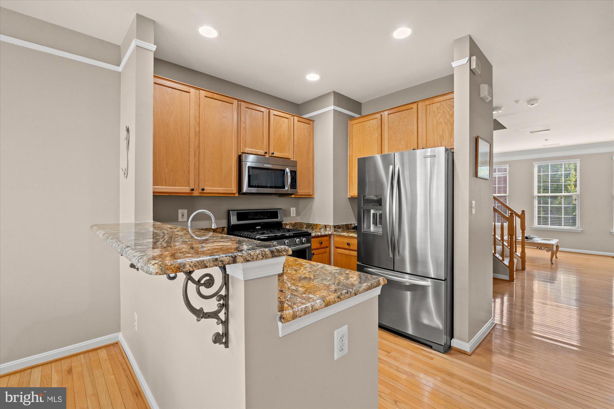 CAMERON STATION - Residential