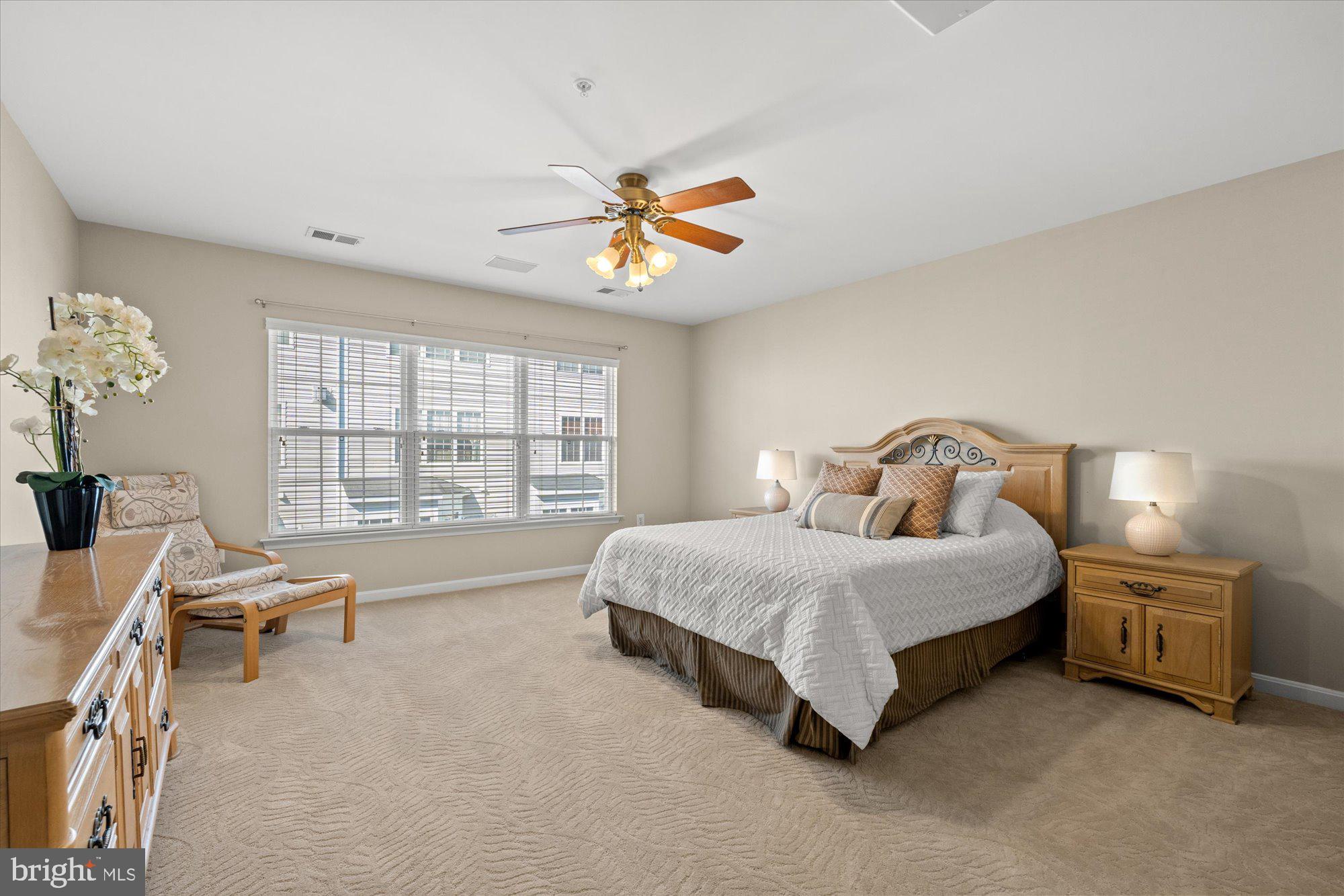 CAMERON STATION - Residential