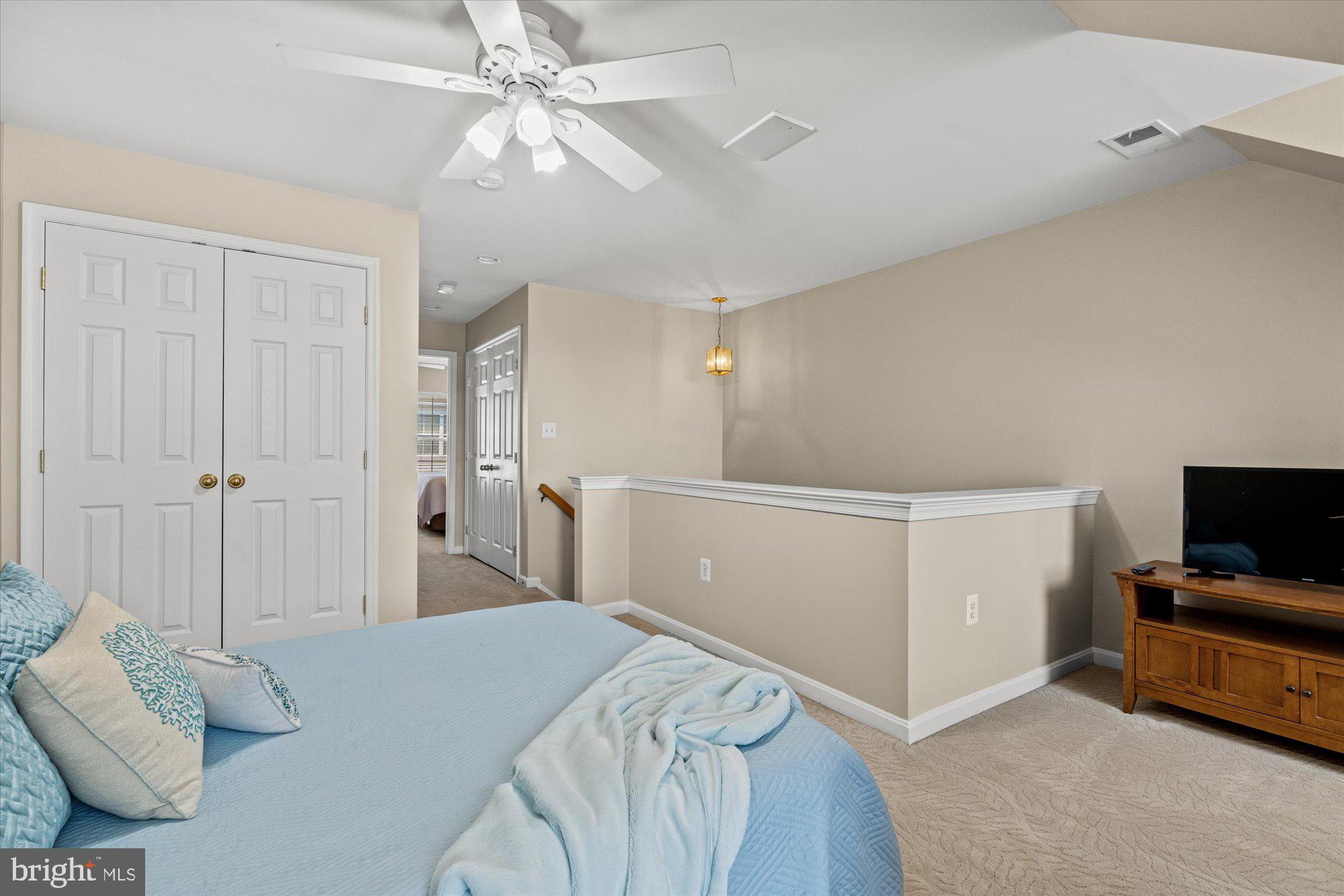 CAMERON STATION - Residential