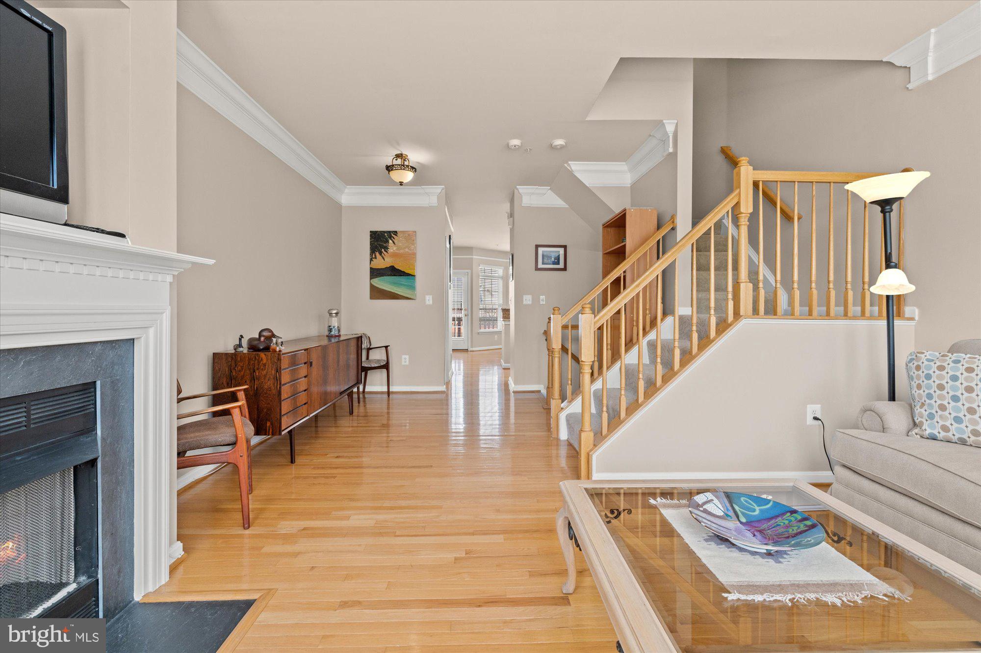 CAMERON STATION - Residential