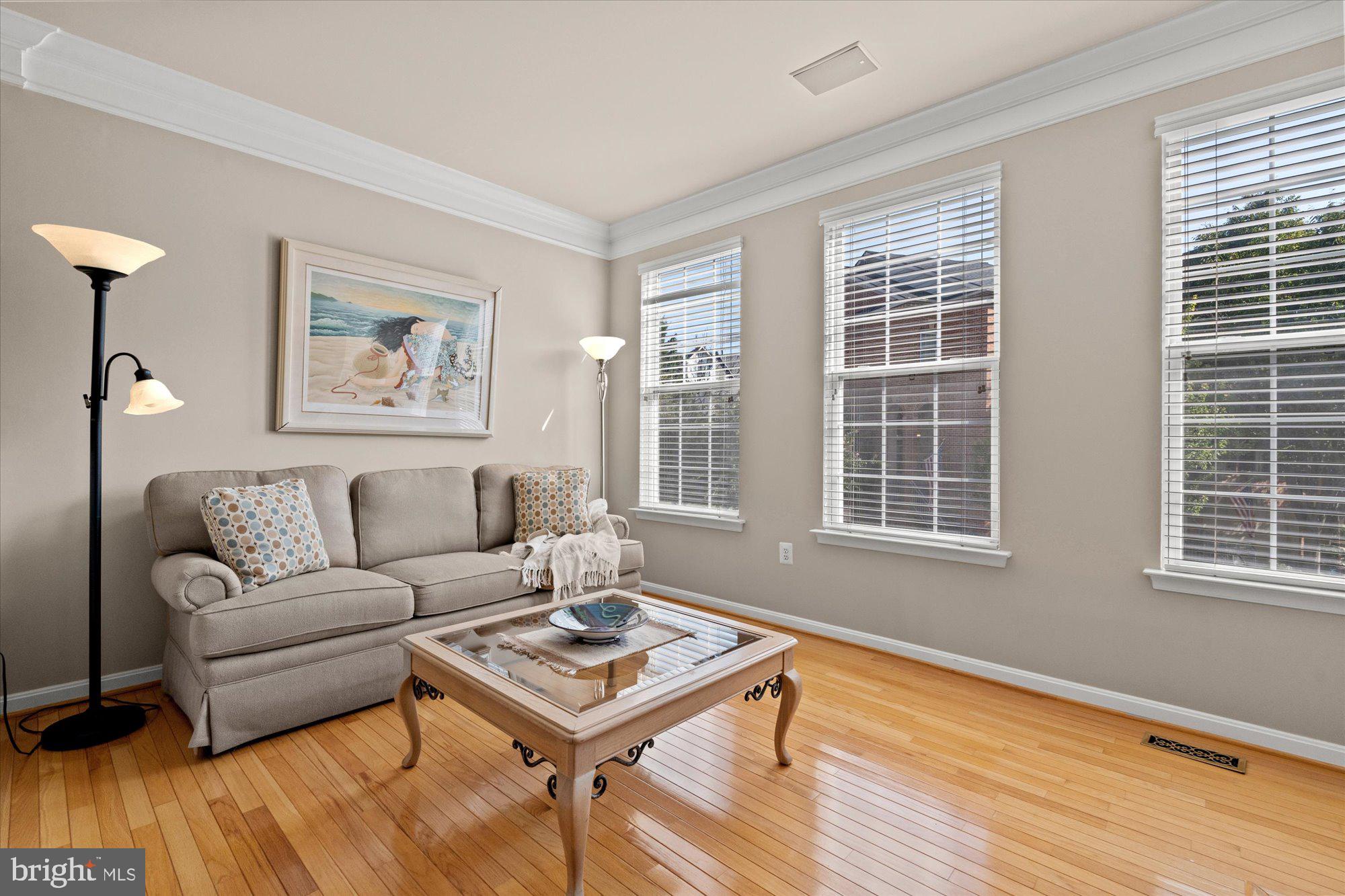 CAMERON STATION - Residential