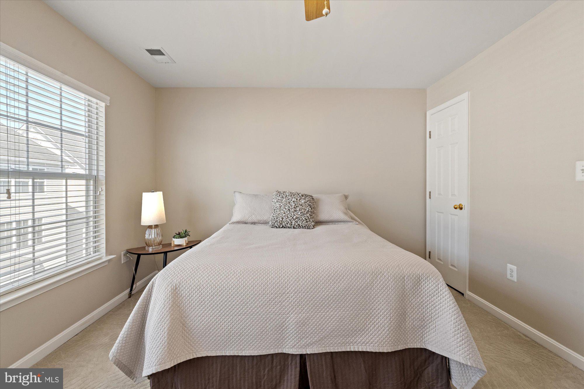 CAMERON STATION - Residential