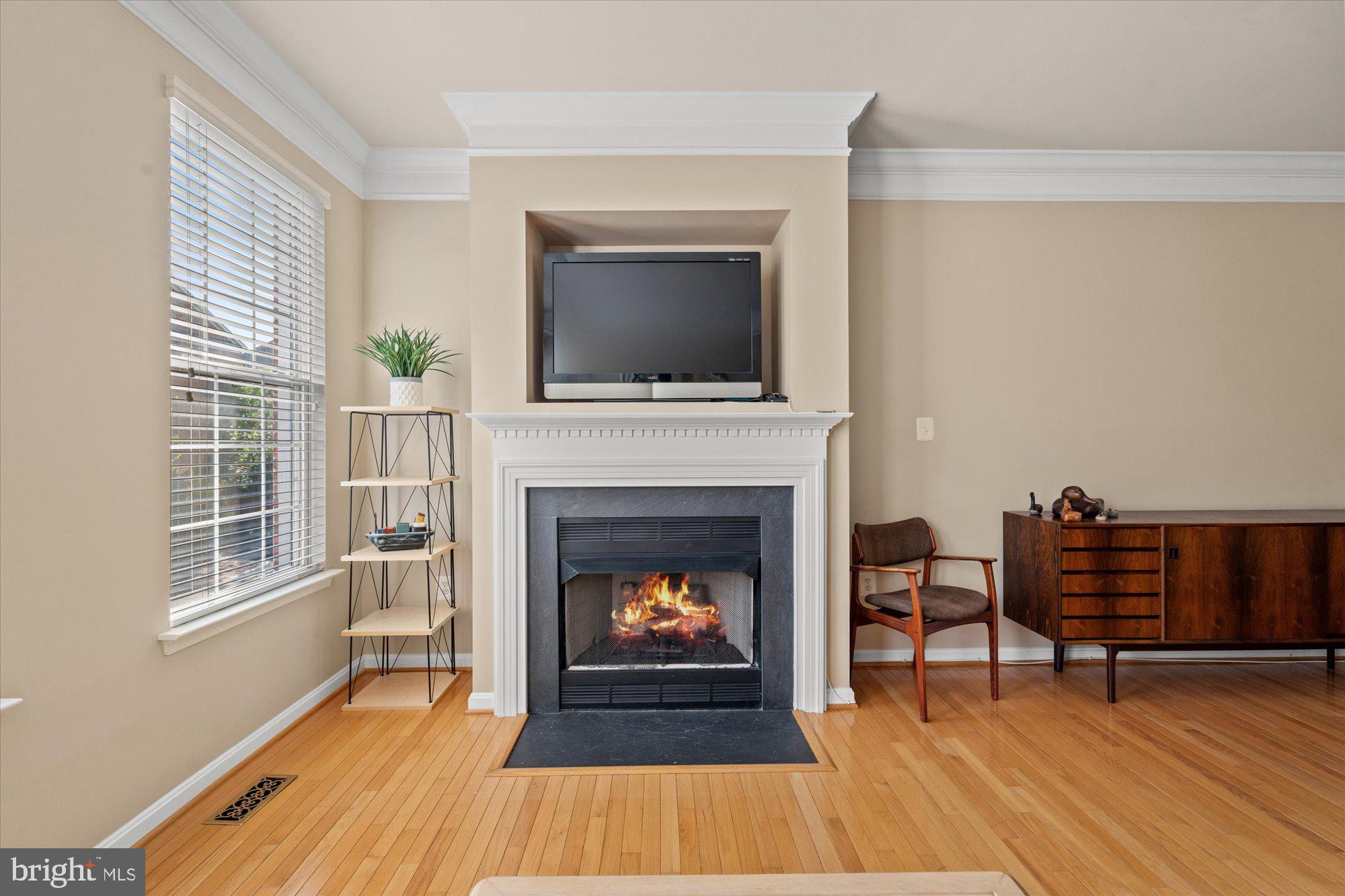 CAMERON STATION - Residential