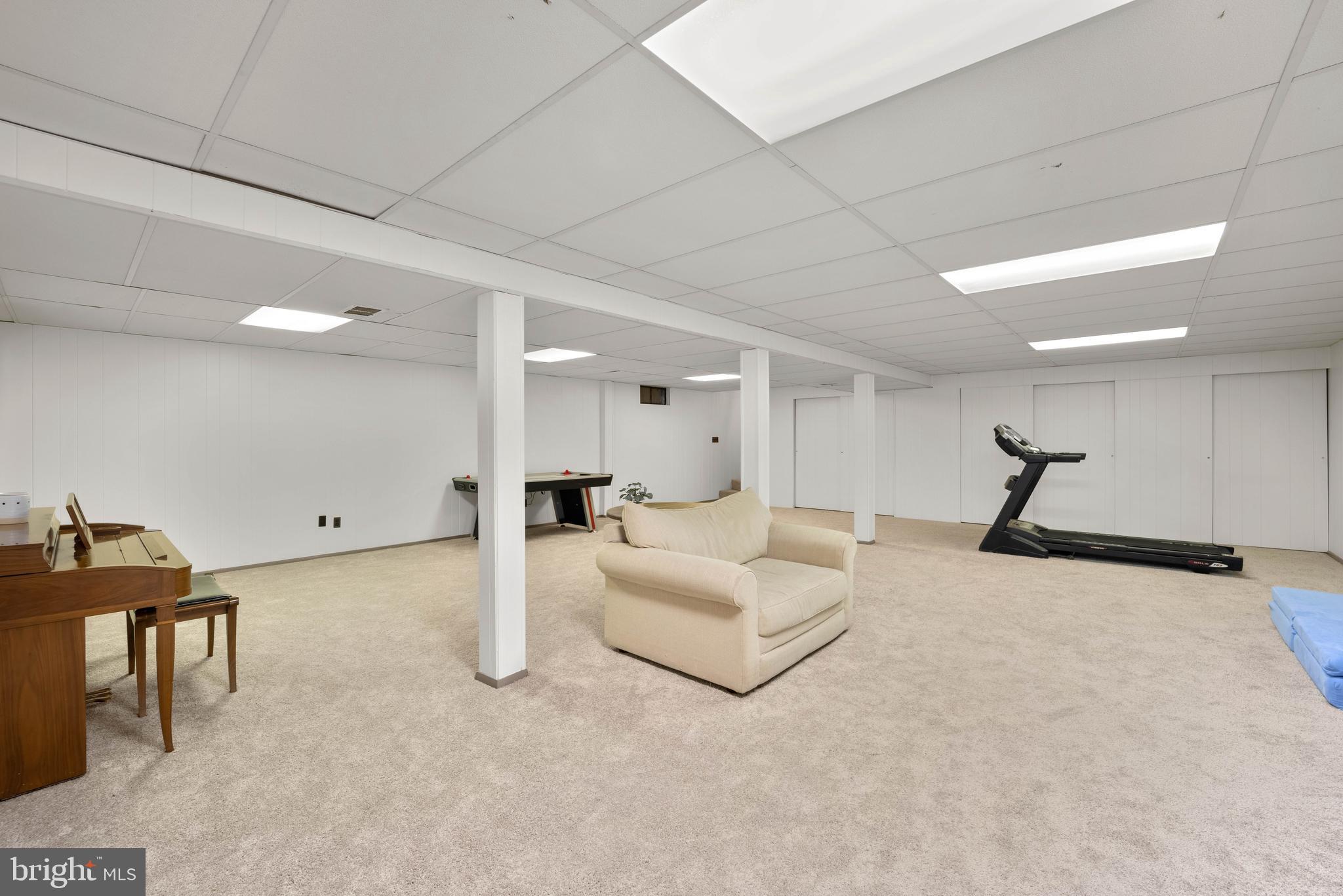 ADMIRAL HEIGHTS - Residential