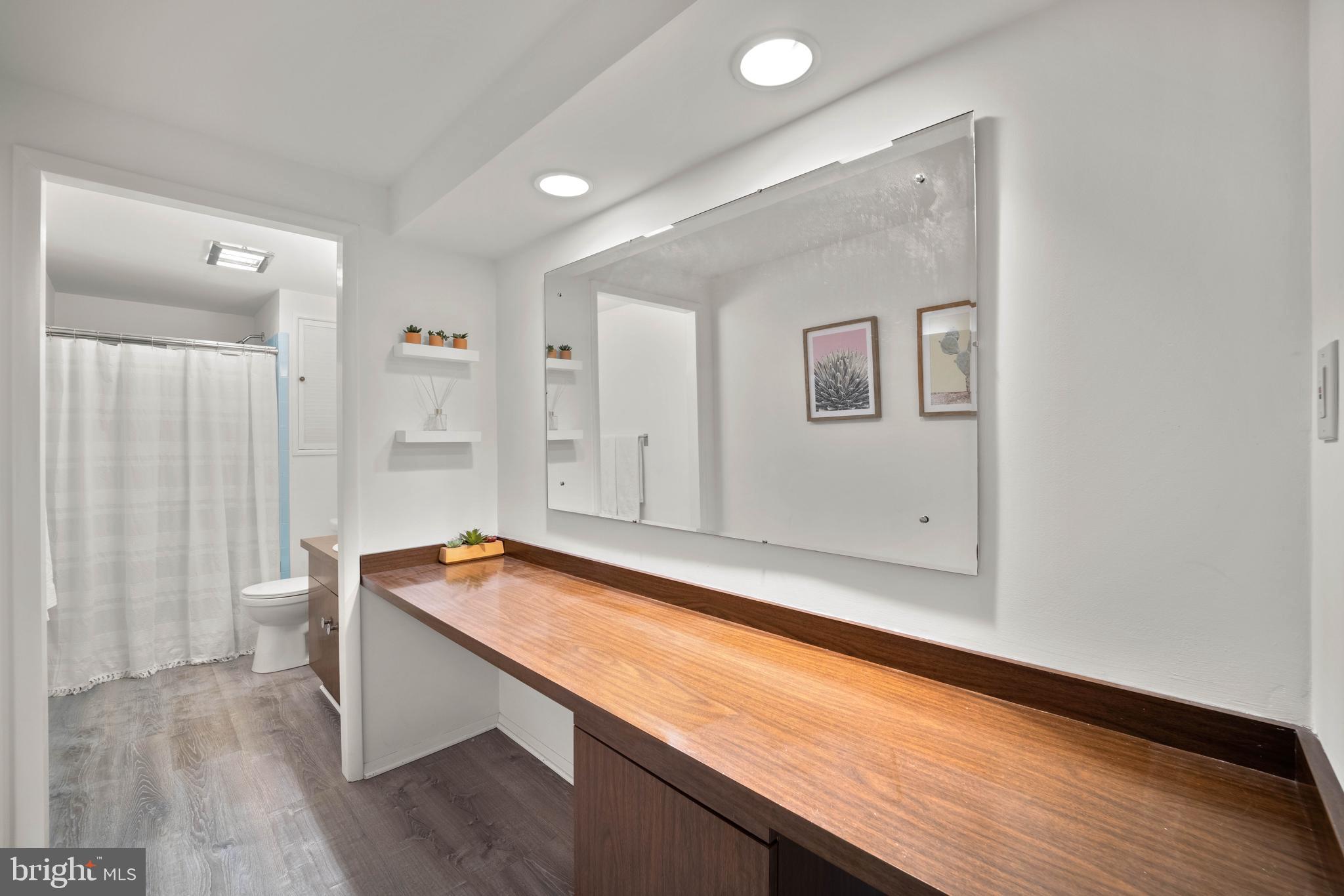 ADMIRAL HEIGHTS - Residential