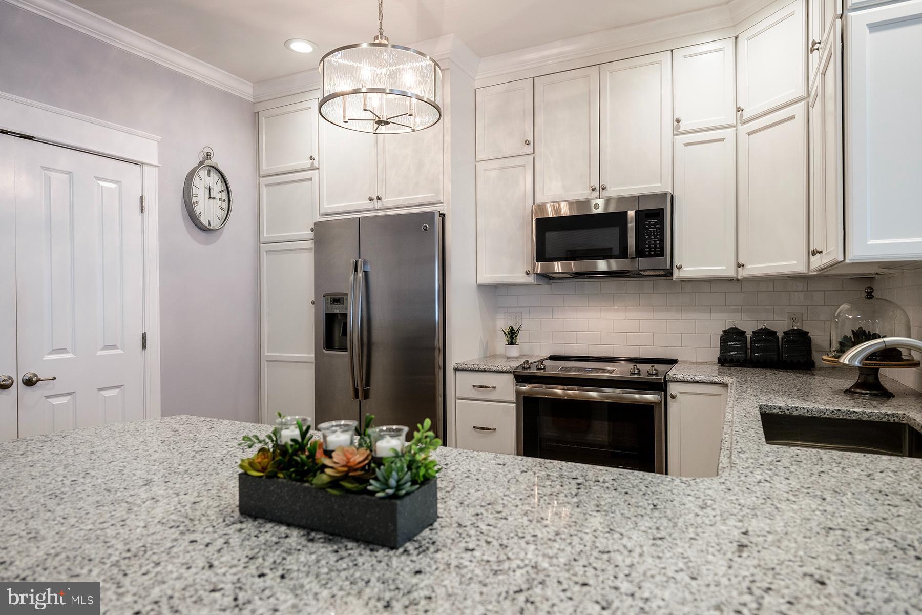 CORTLAND MANOR - Residential