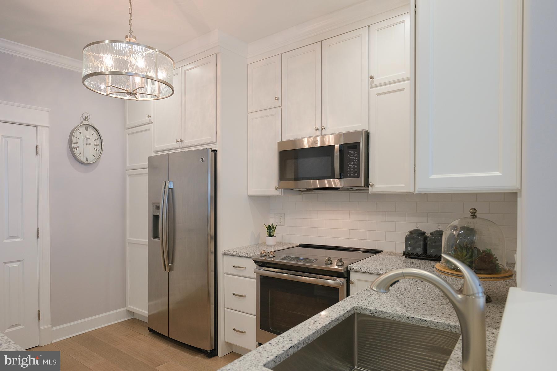 CORTLAND MANOR - Residential