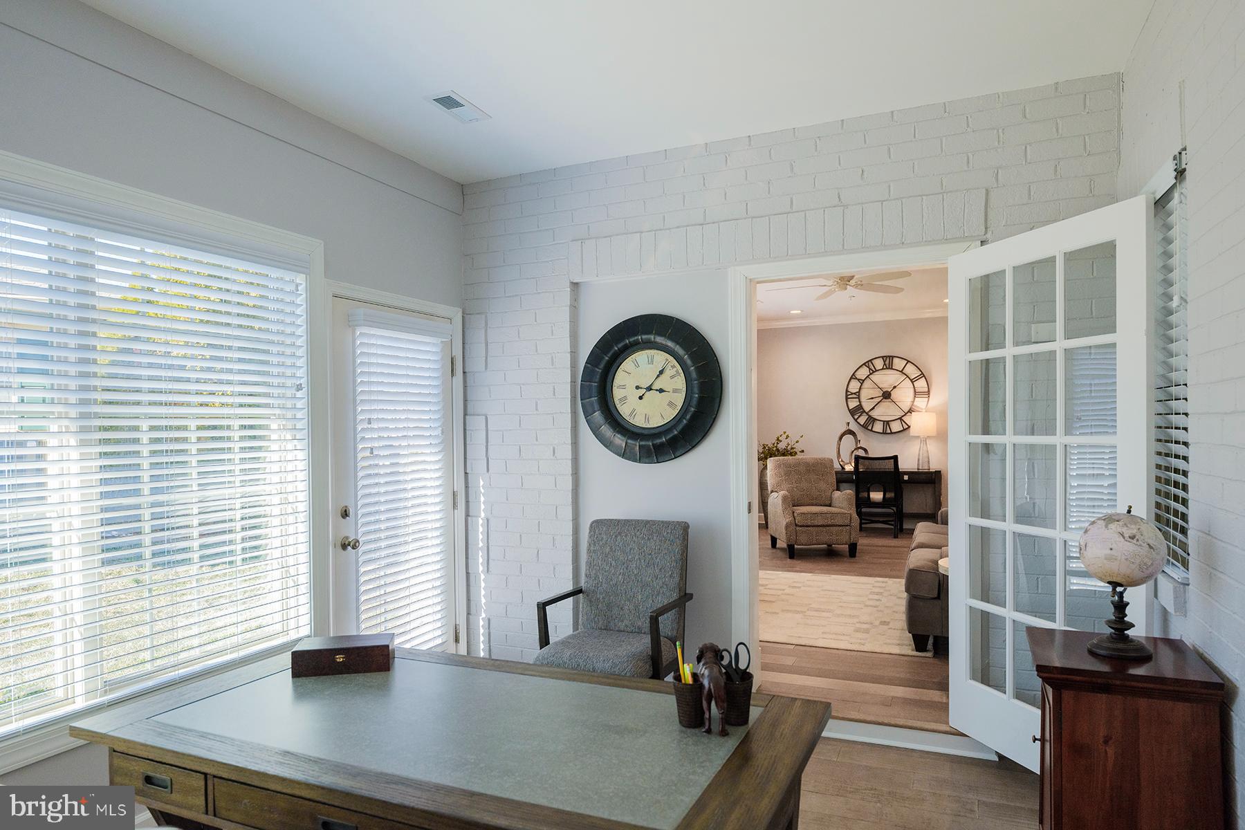 CORTLAND MANOR - Residential