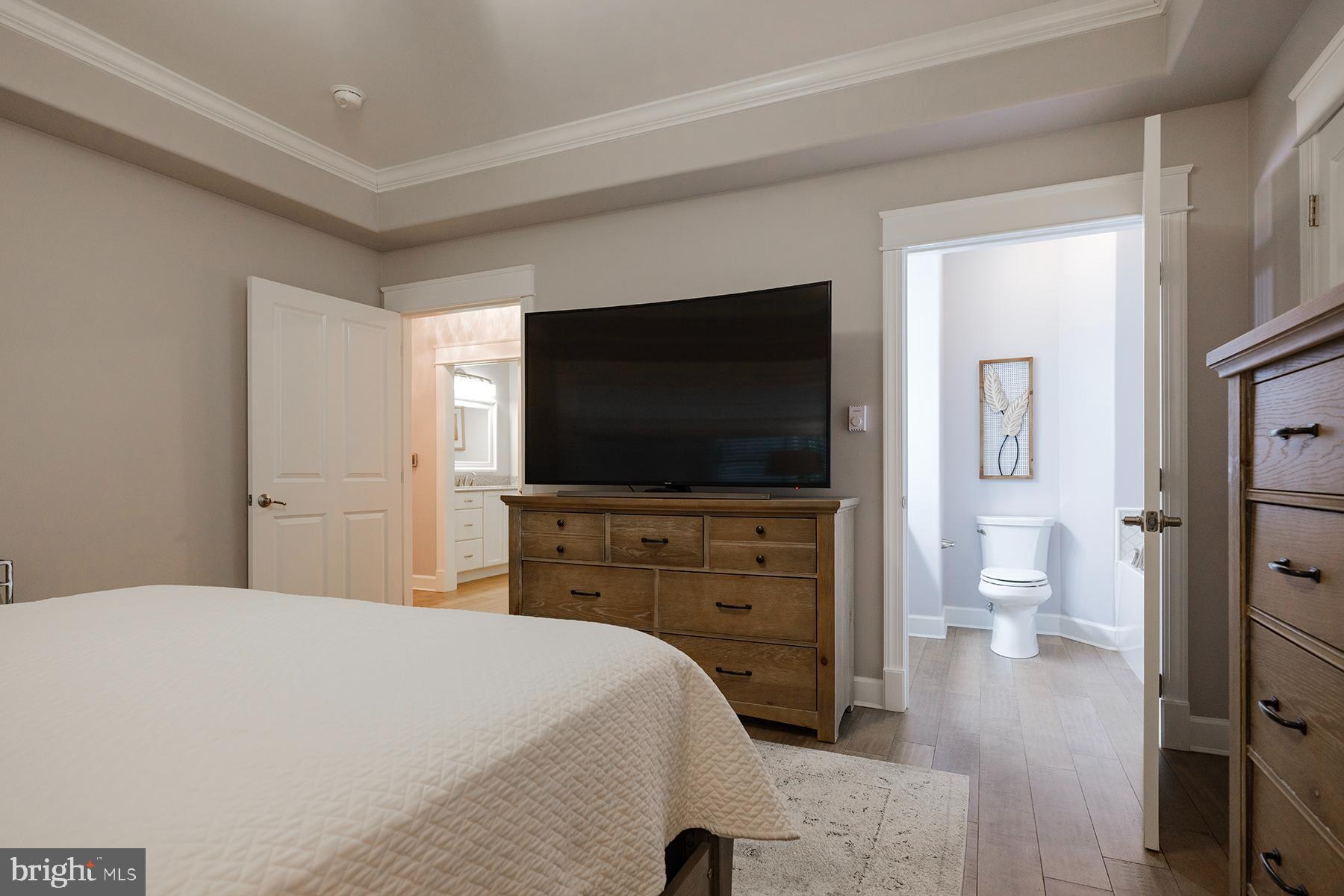 CORTLAND MANOR - Residential