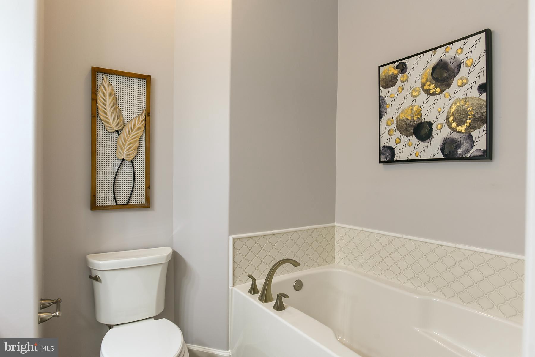 CORTLAND MANOR - Residential