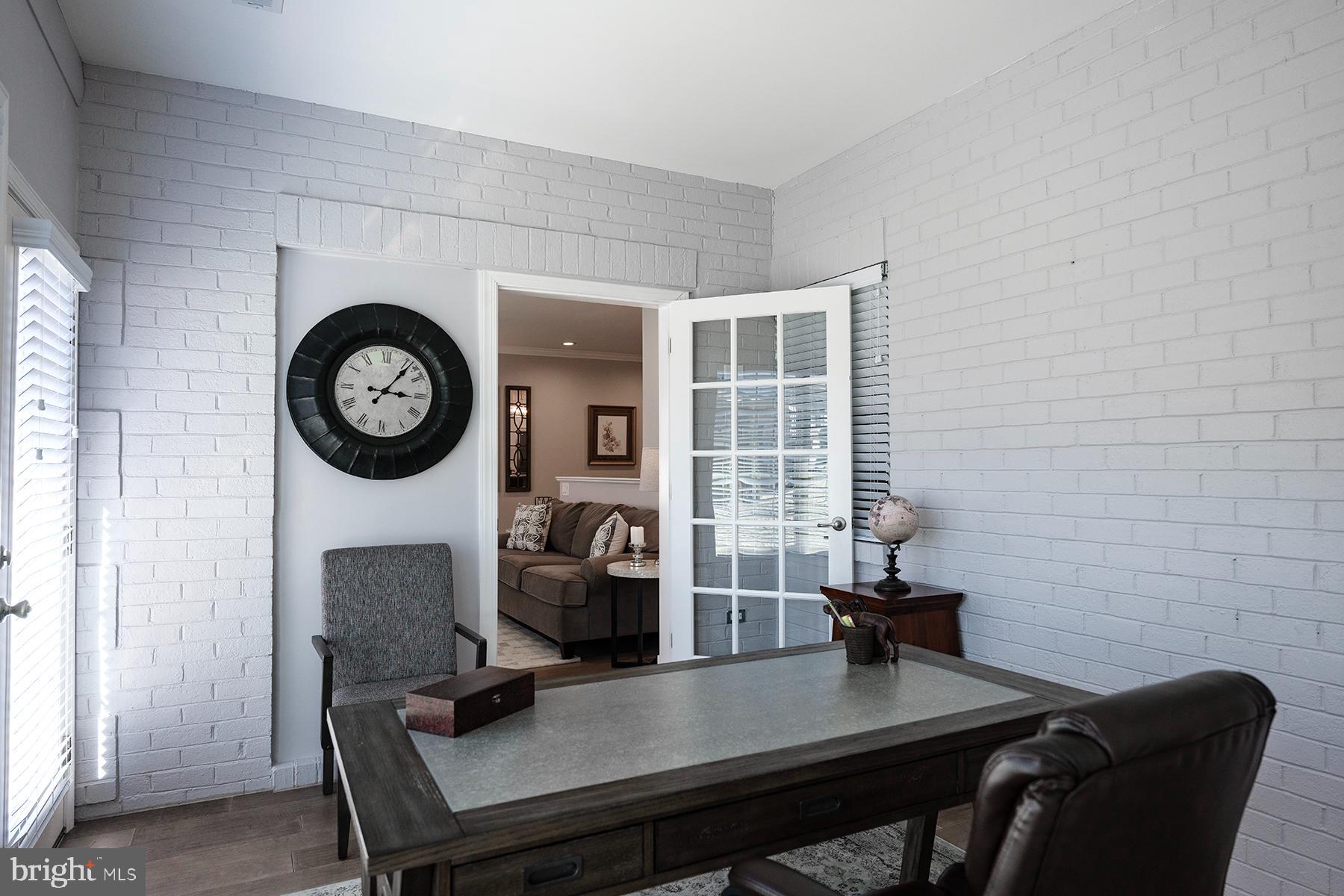 CORTLAND MANOR - Residential