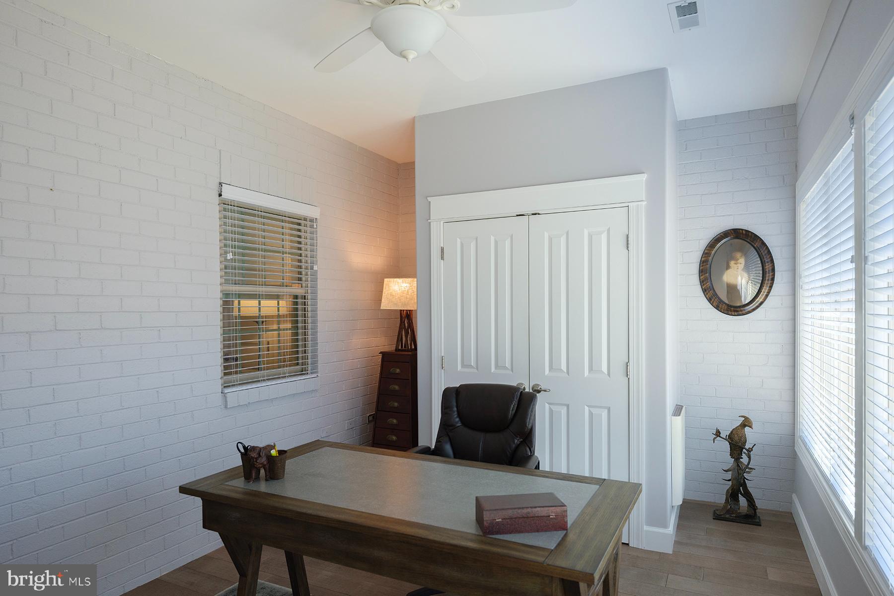 CORTLAND MANOR - Residential