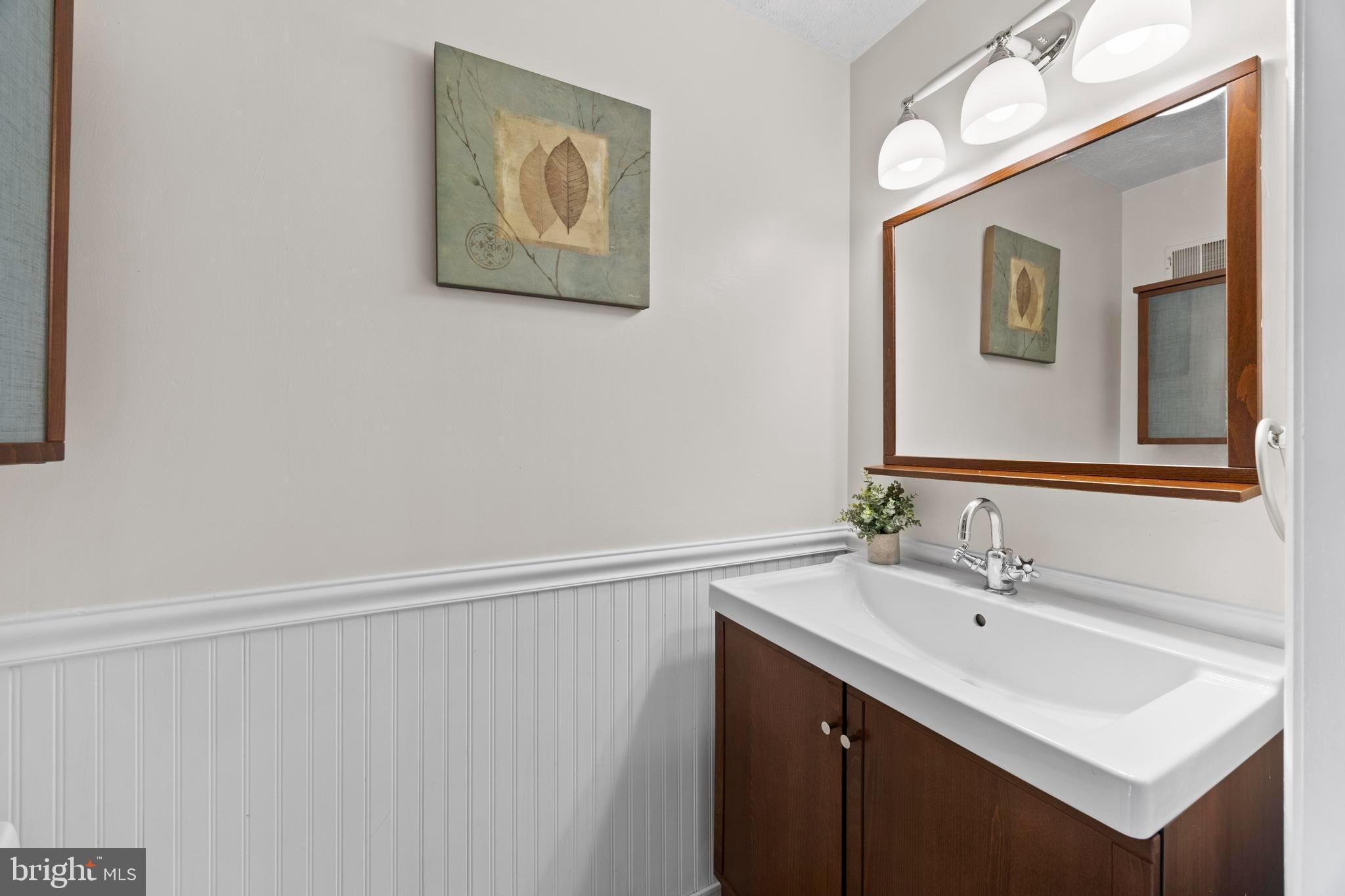 BLUNT COMMONS - Residential