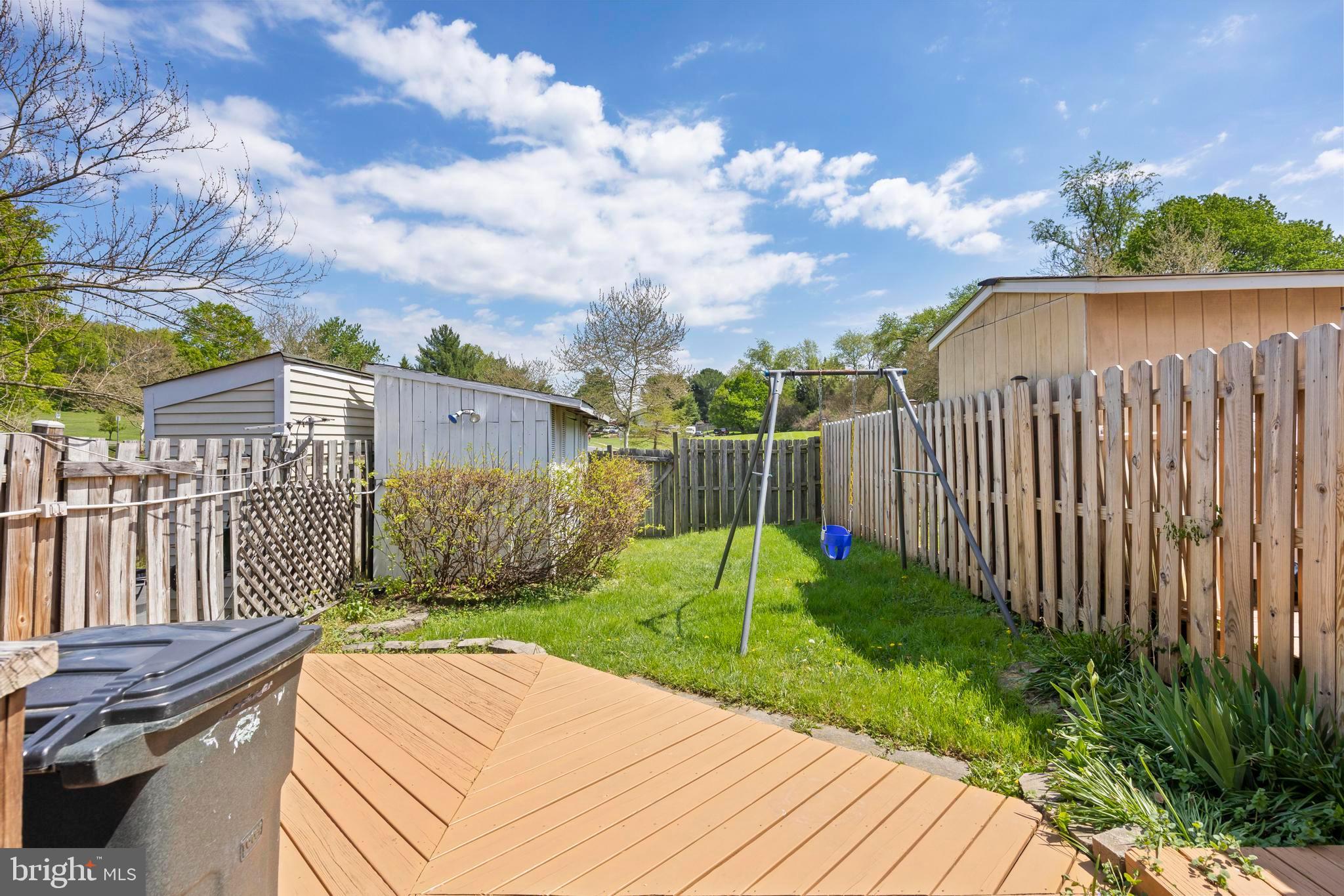 BLUNT COMMONS - Residential