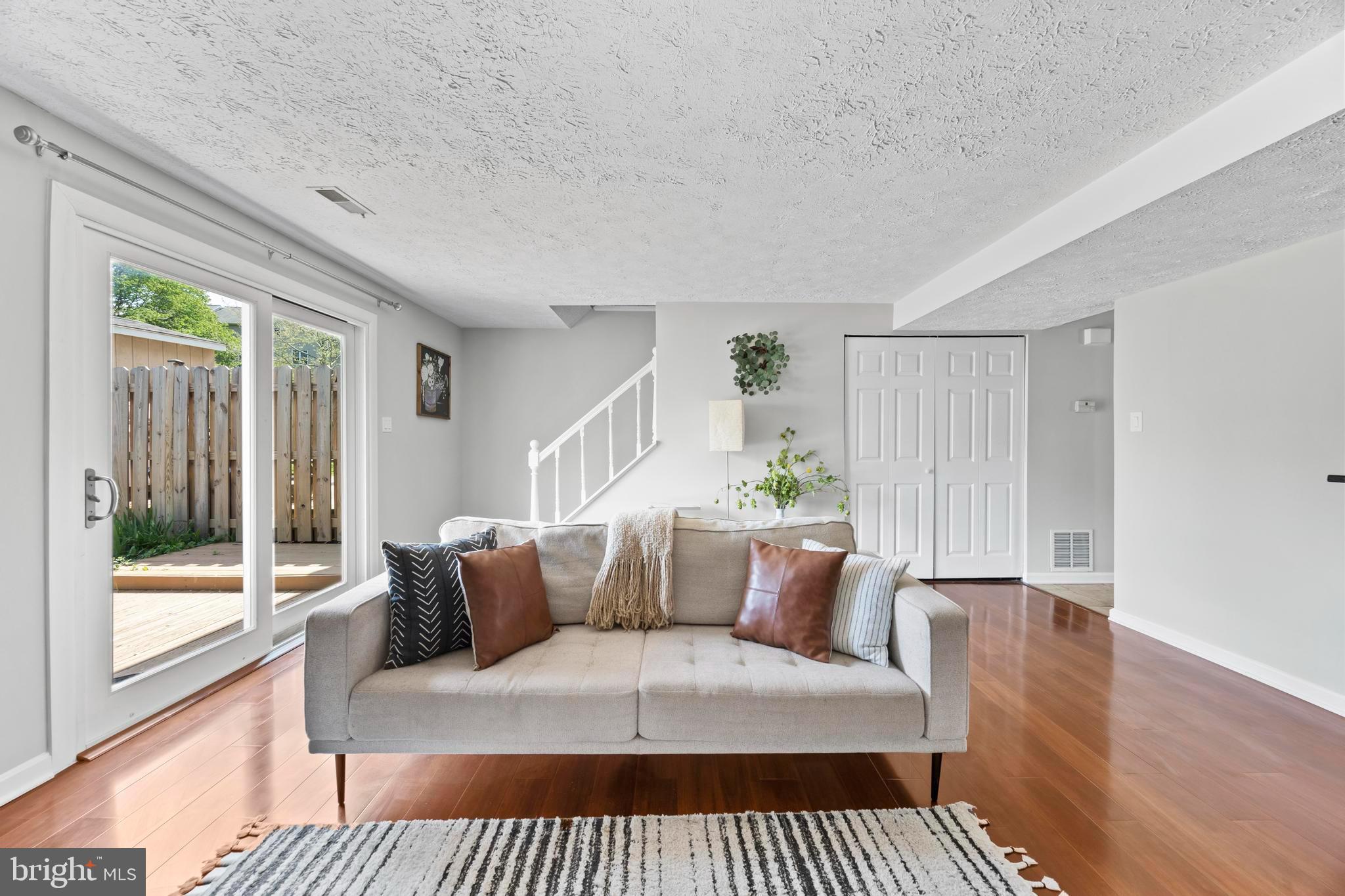 BLUNT COMMONS - Residential