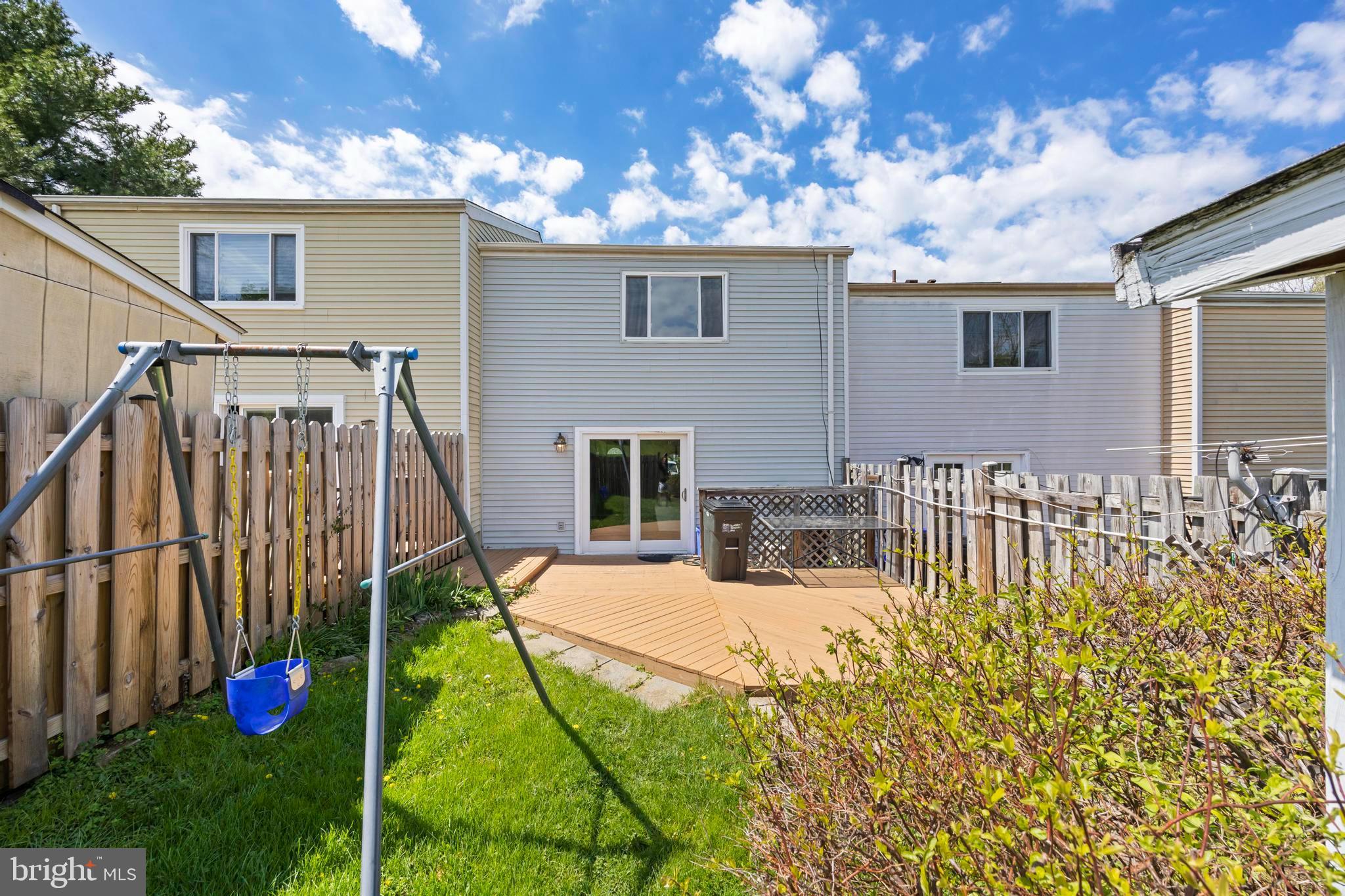 BLUNT COMMONS - Residential