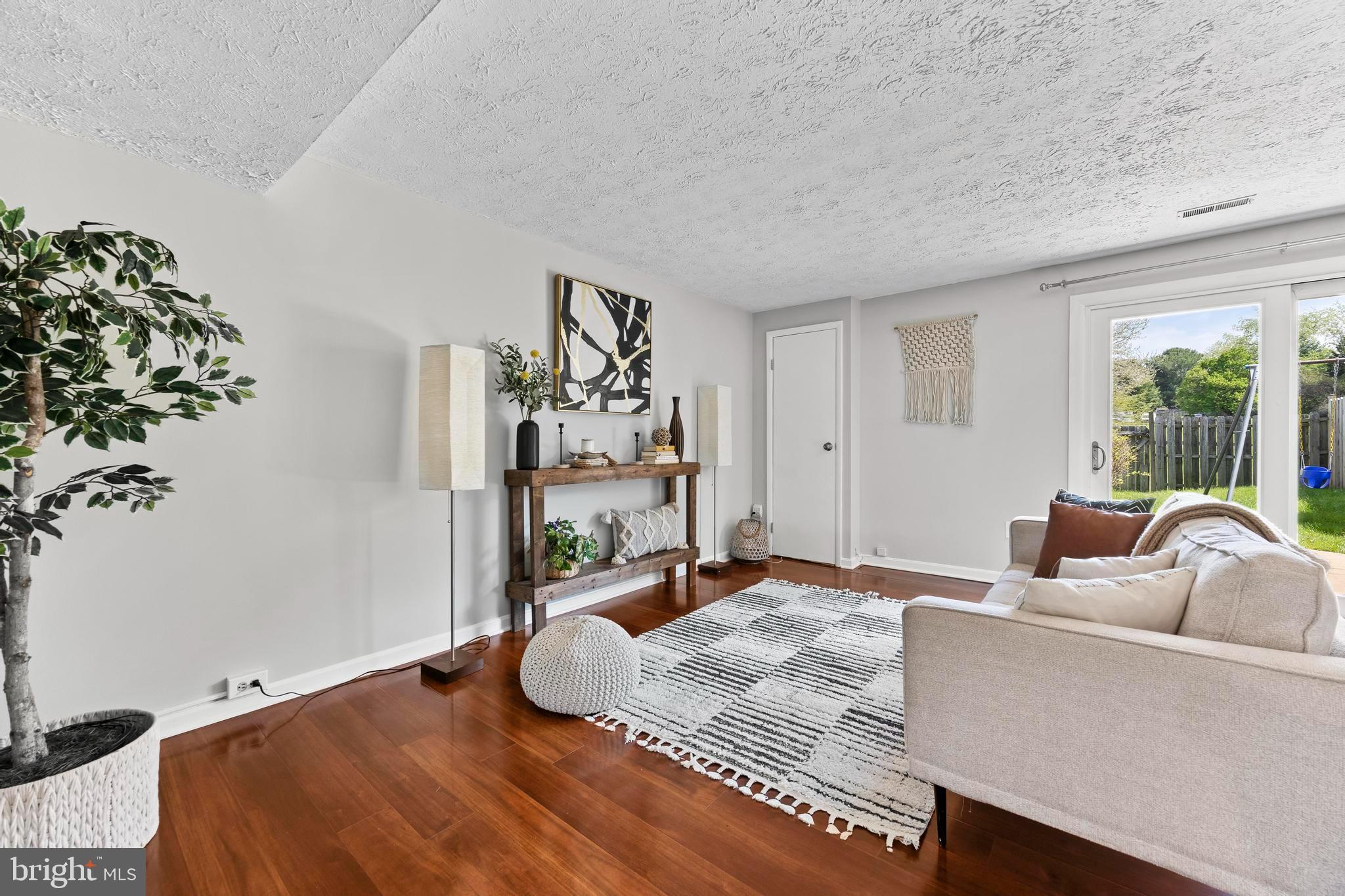 BLUNT COMMONS - Residential