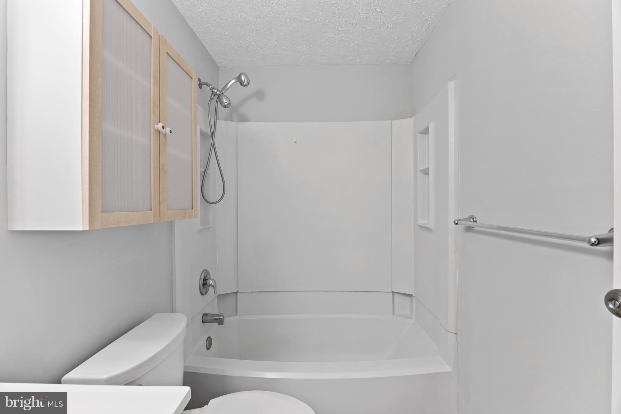 BLUNT COMMONS - Residential