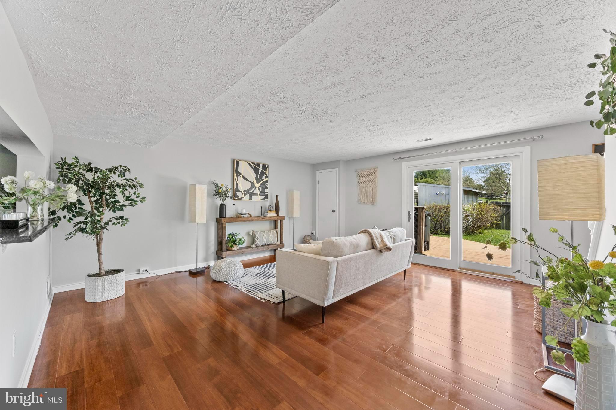 BLUNT COMMONS - Residential