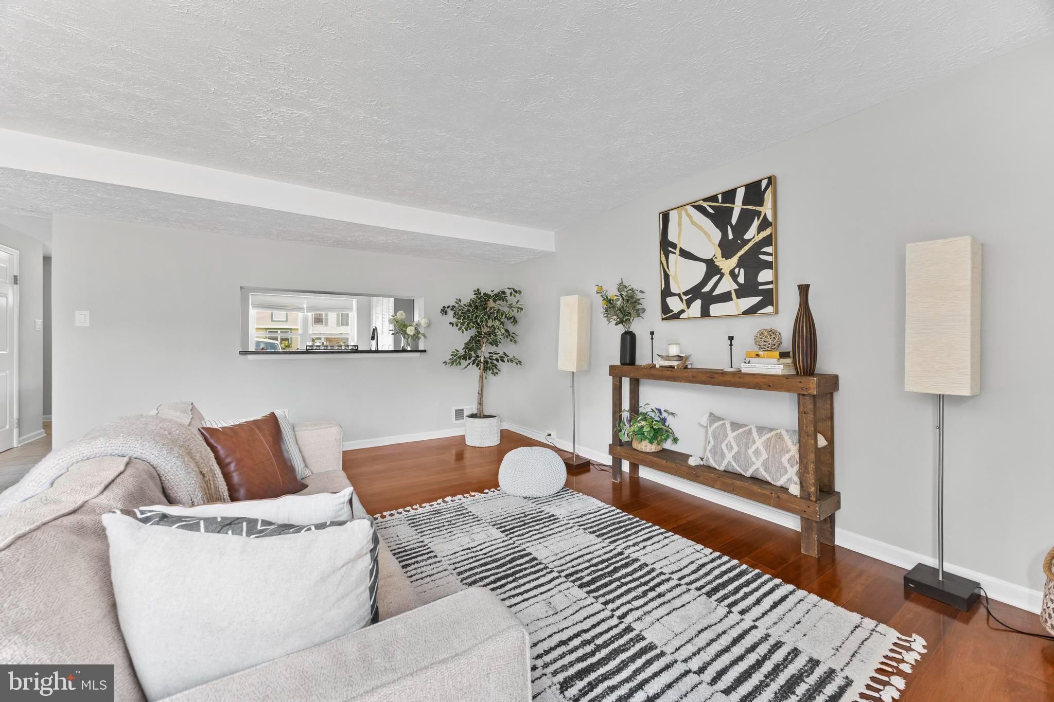 BLUNT COMMONS - Residential