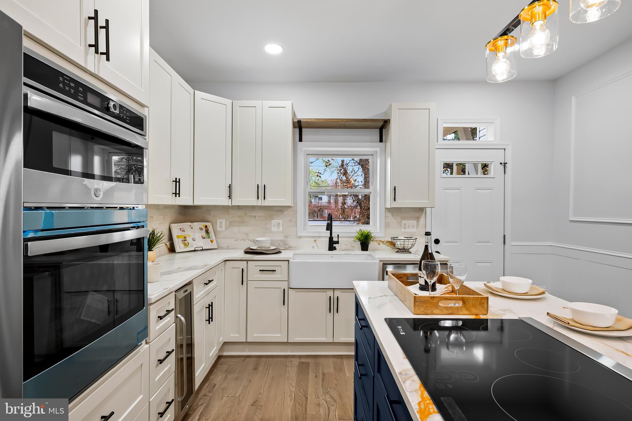 CHARLES VILLAGE - Residential