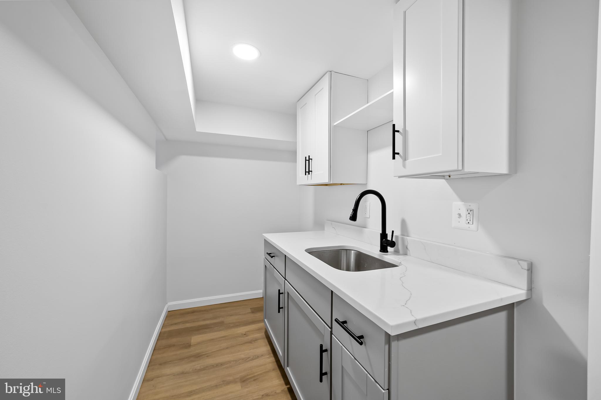 CHARLES VILLAGE - Residential