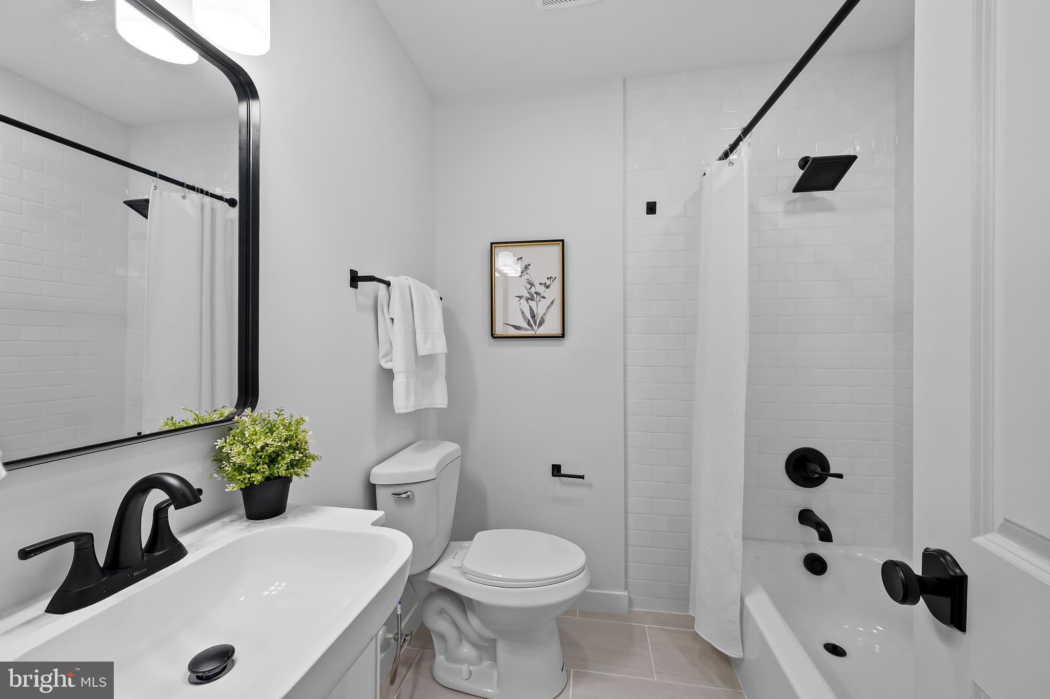 CHARLES VILLAGE - Residential